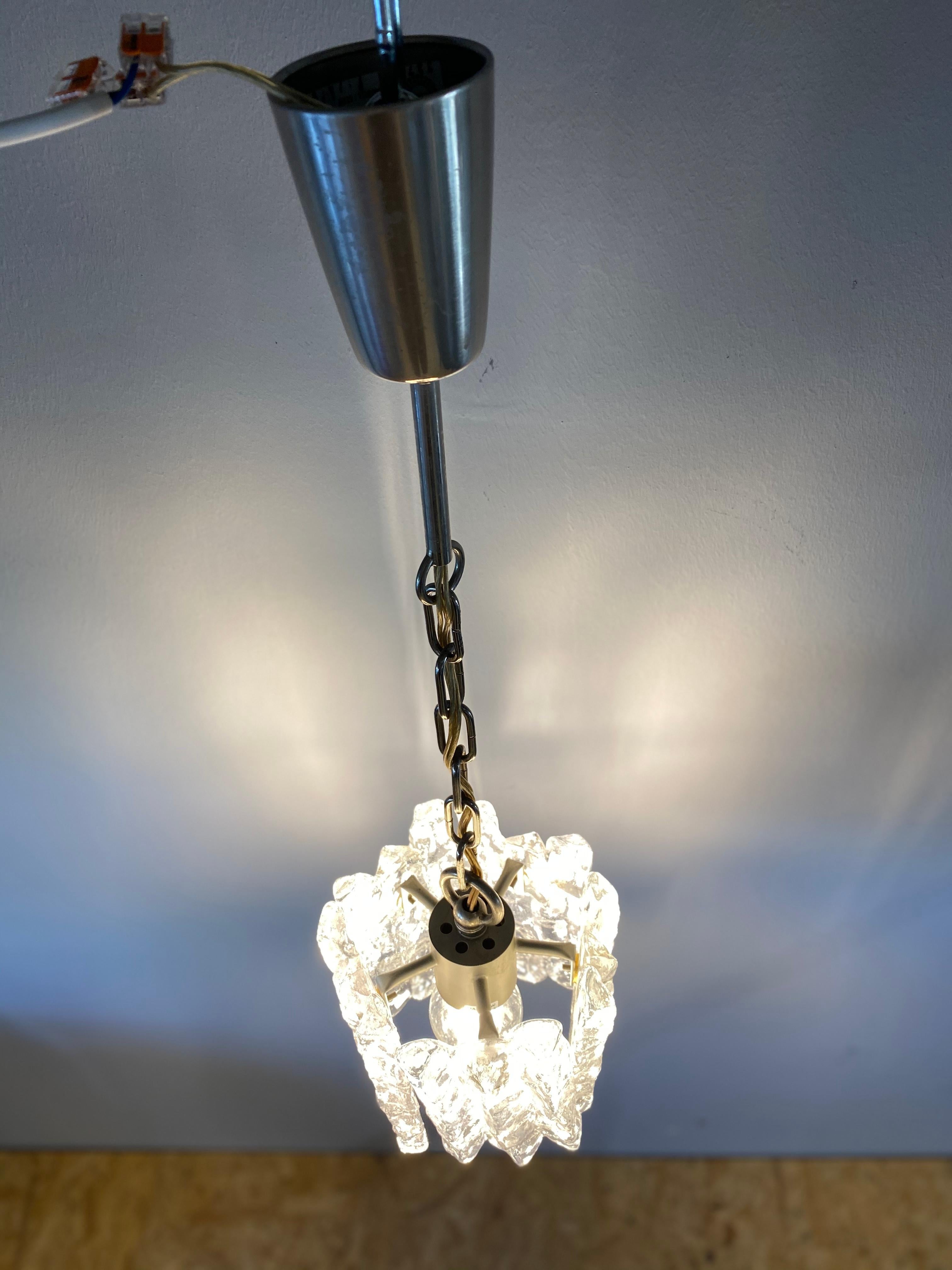 Small J.T. Kalmar 'Ice Glass' Chandelier, 1960s with One Lamp Socket For Sale 8