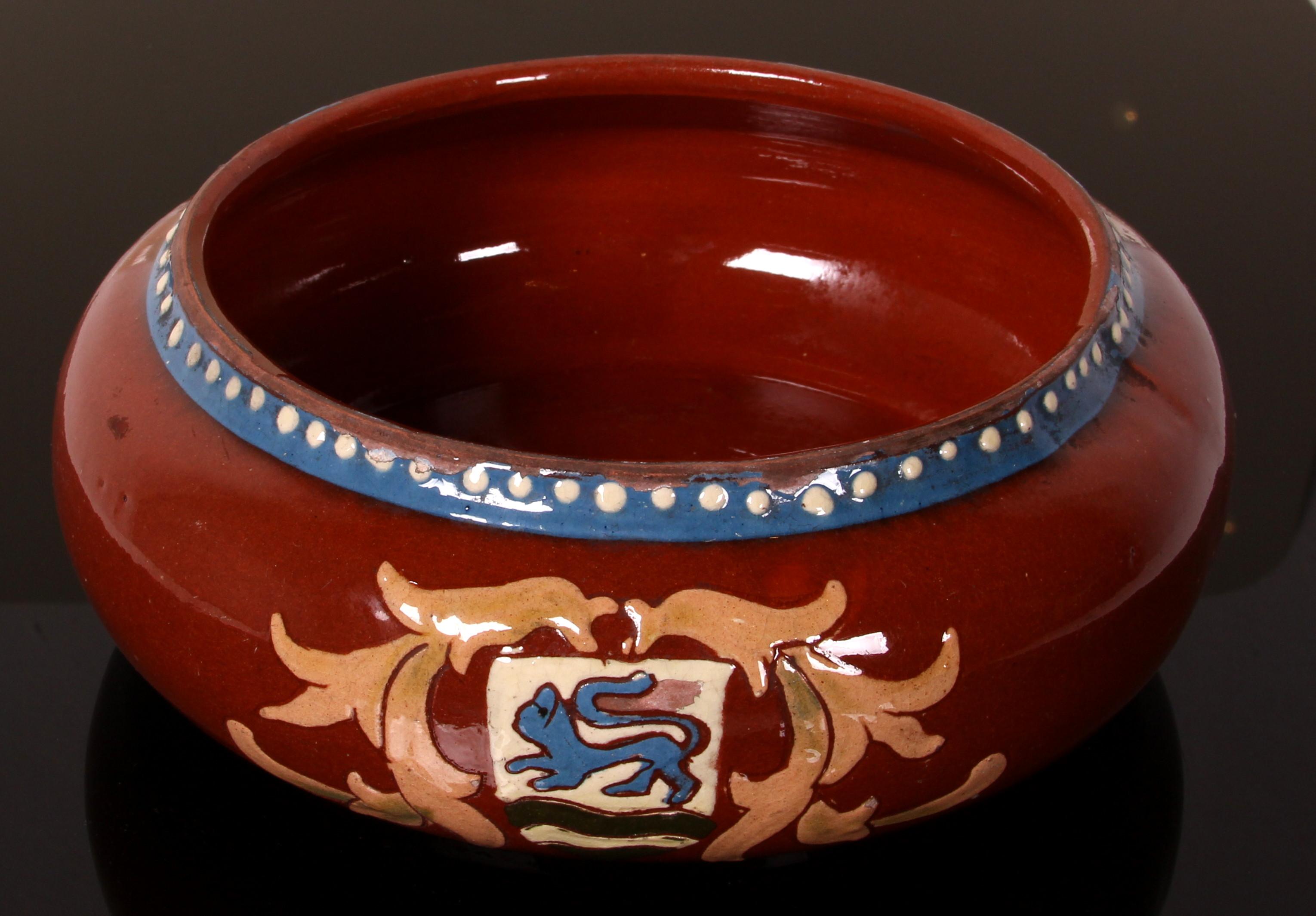 small Jugendstil Austrian Art Nouveau bowl ar. 1910 lion crest red clay signed For Sale 5