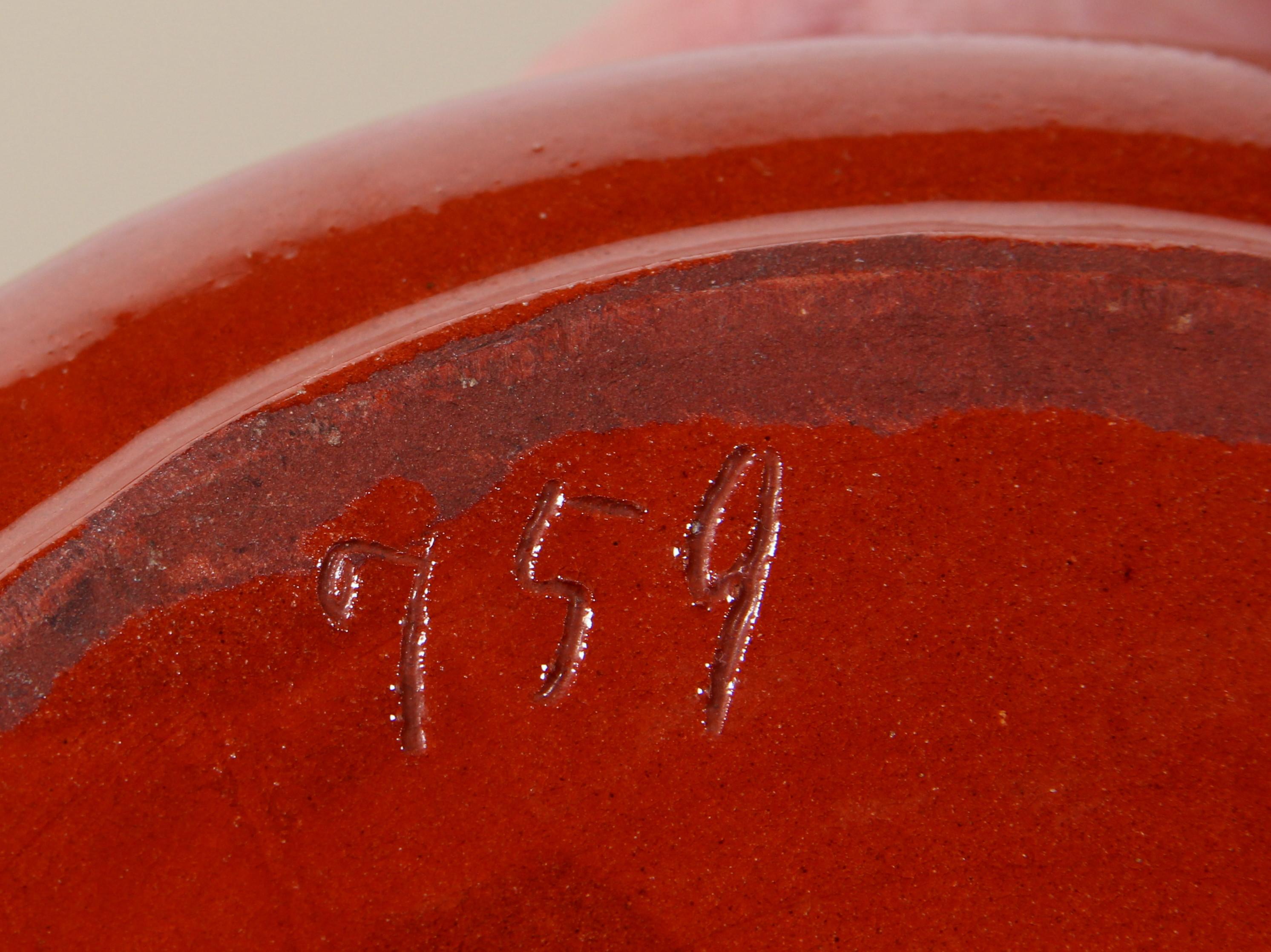 German small Jugendstil Austrian Art Nouveau bowl ar. 1910 lion crest red clay signed For Sale