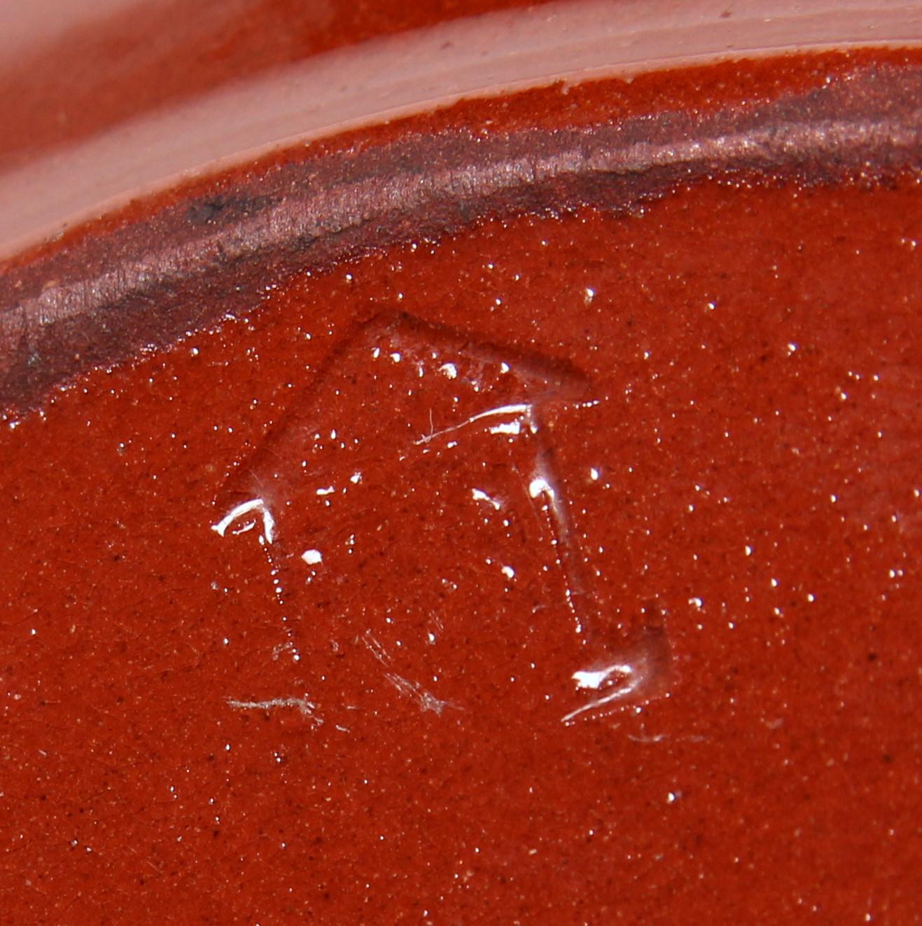 Hand-Crafted small Jugendstil Austrian Art Nouveau bowl ar. 1910 lion crest red clay signed For Sale