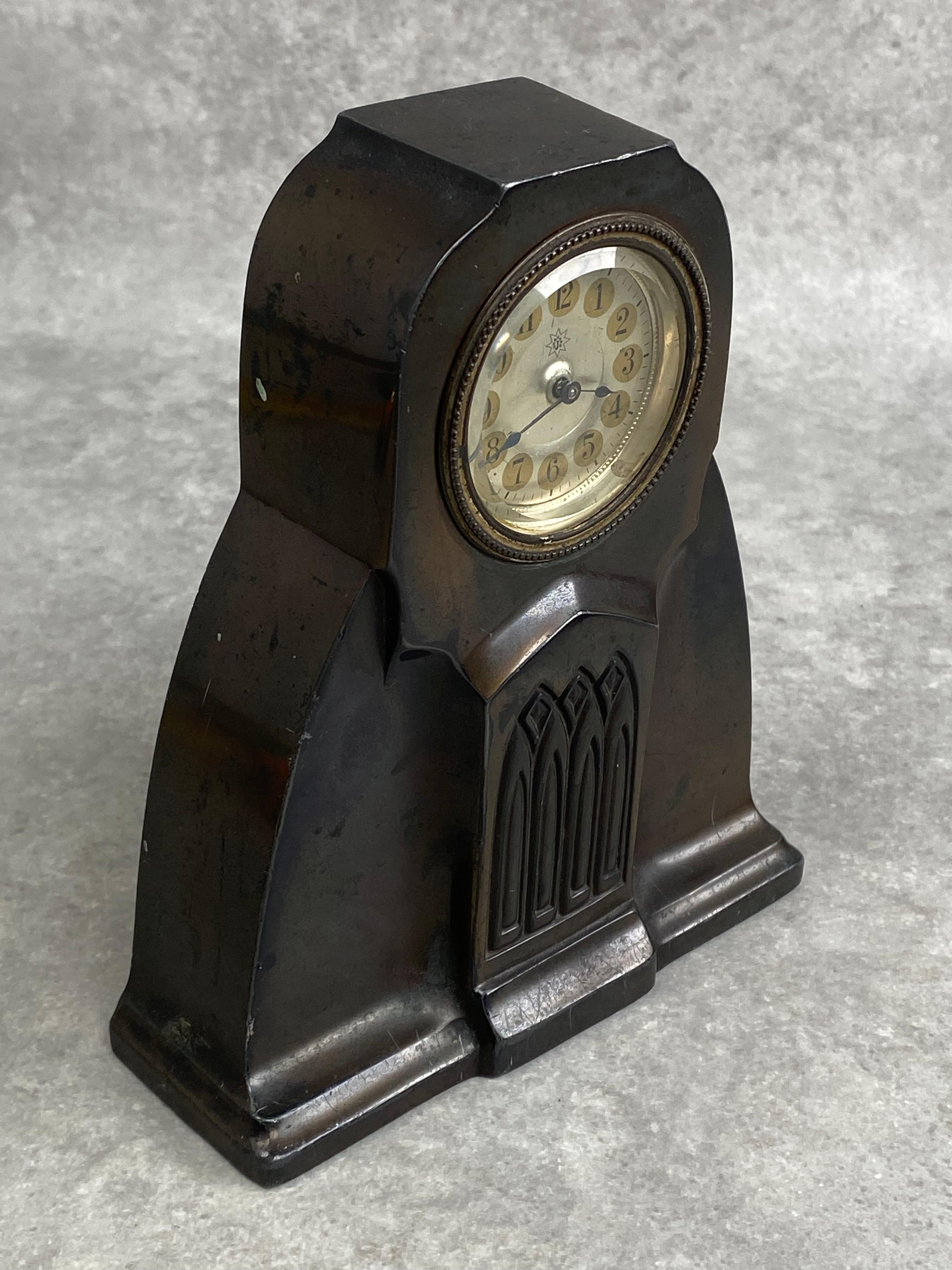 Small jugendstil mantel clock by Junghans Darmstadt in excellent original condition.