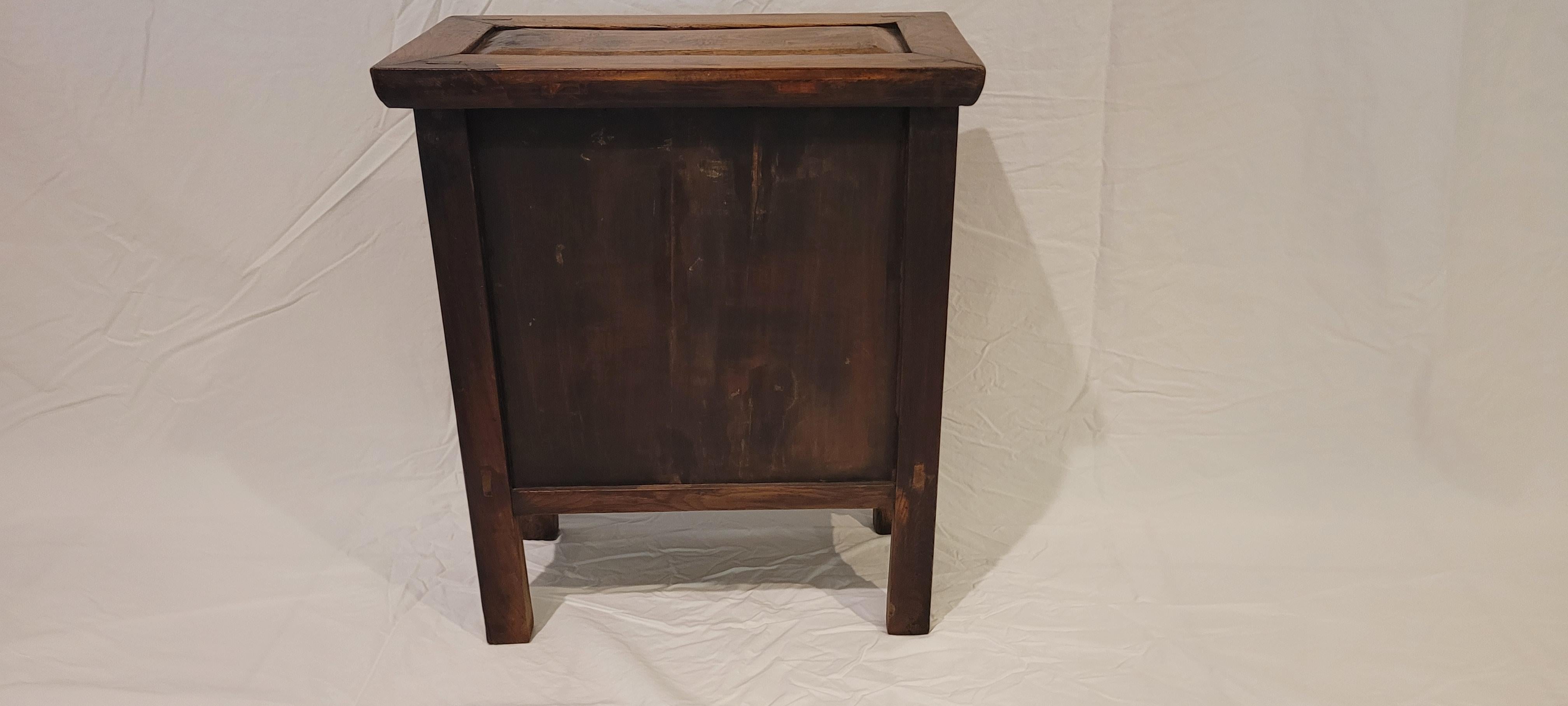Bois de feuillus Petit meuble Kang - 19ème siècle en vente