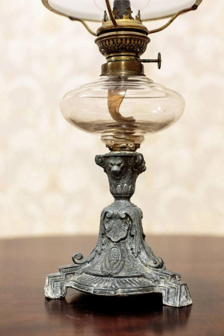 Small Kerosene Lamp, circa 1900 im Zustand „Gut“ in Opole, PL