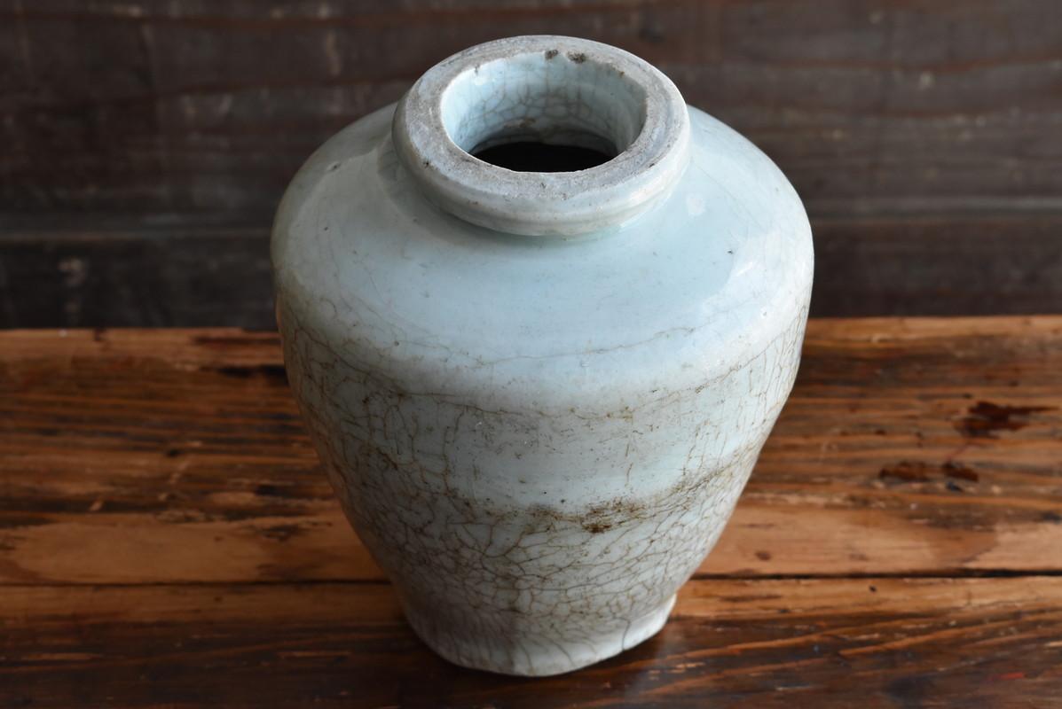 Small Chinese antique White Porcelain Vase / 18th-19th Century / Wabi-Sabi Vase 2