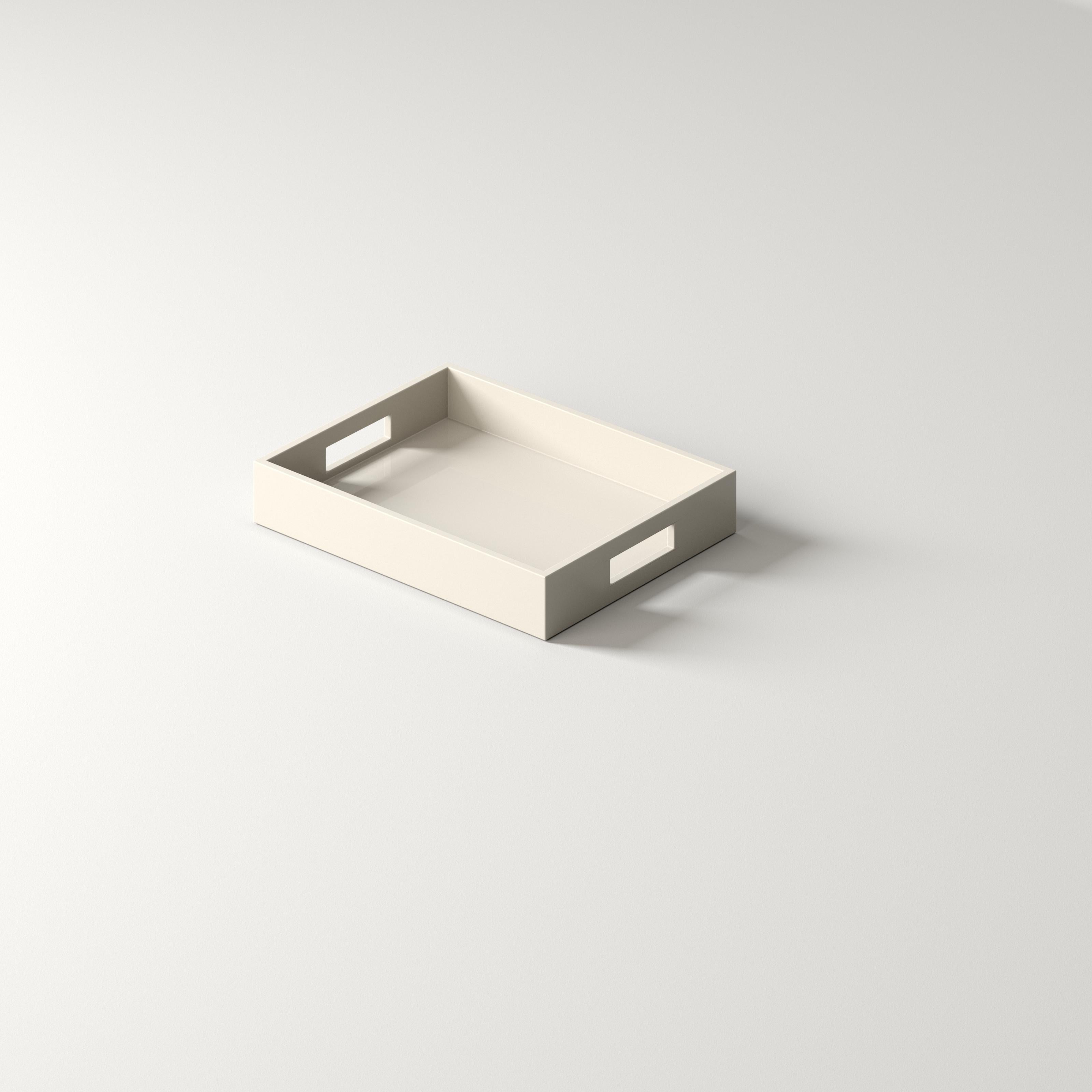 XXI secolo e contemporaneo Small Lacquer Tray - Emerald in vendita