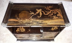 Small Lacquered Japanese Kazaridana Cabinet, Edo Period