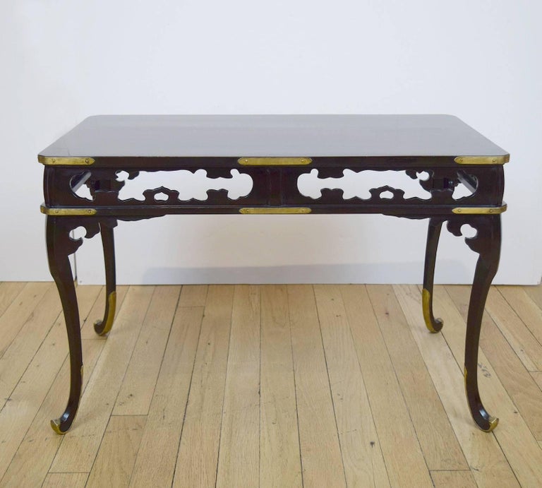 Small Lacquered Japanese Table at 1stDibs