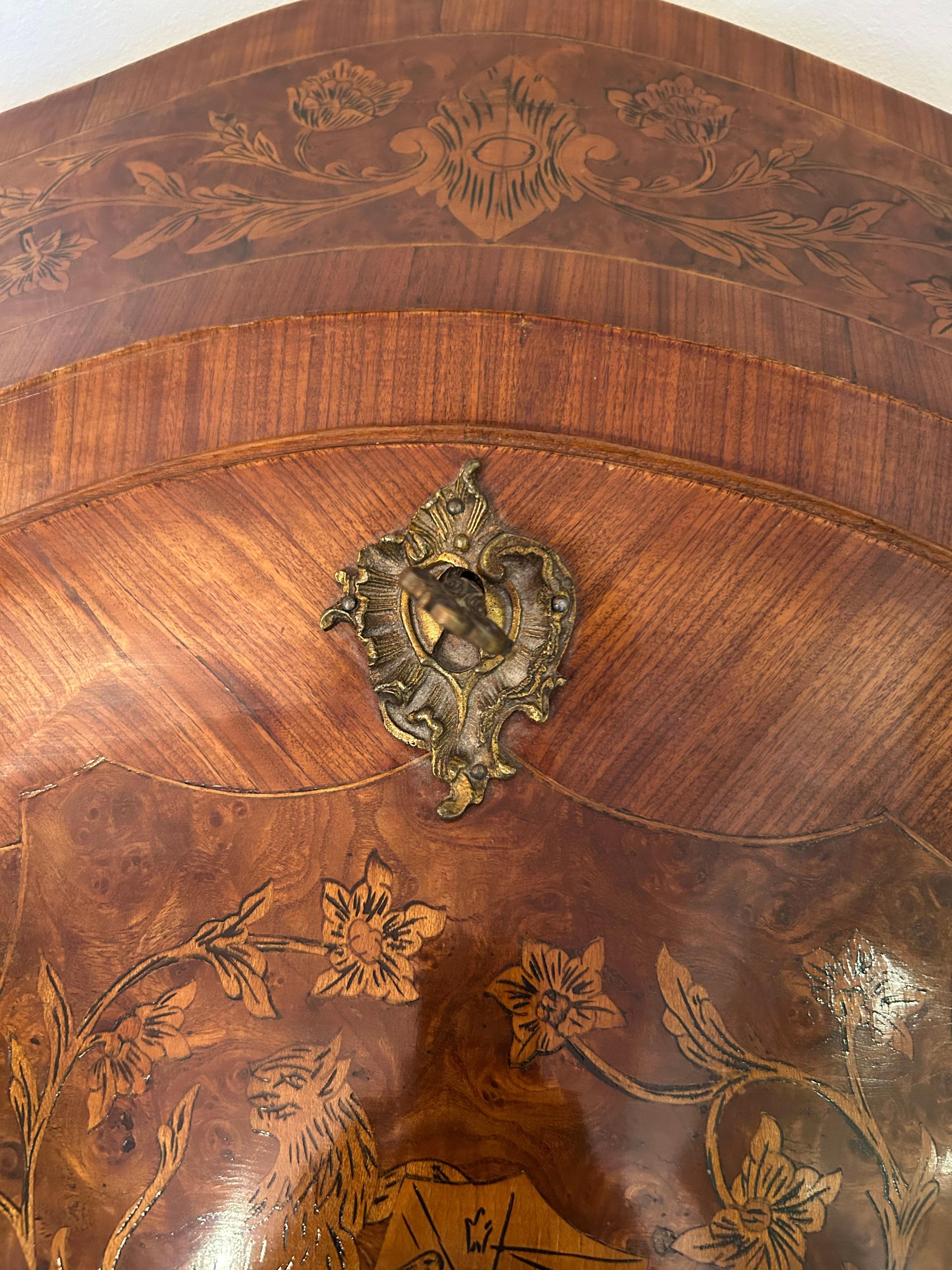 Petit bureau de dame, français, XIXe siècle, avec montures en bronze en vente 4
