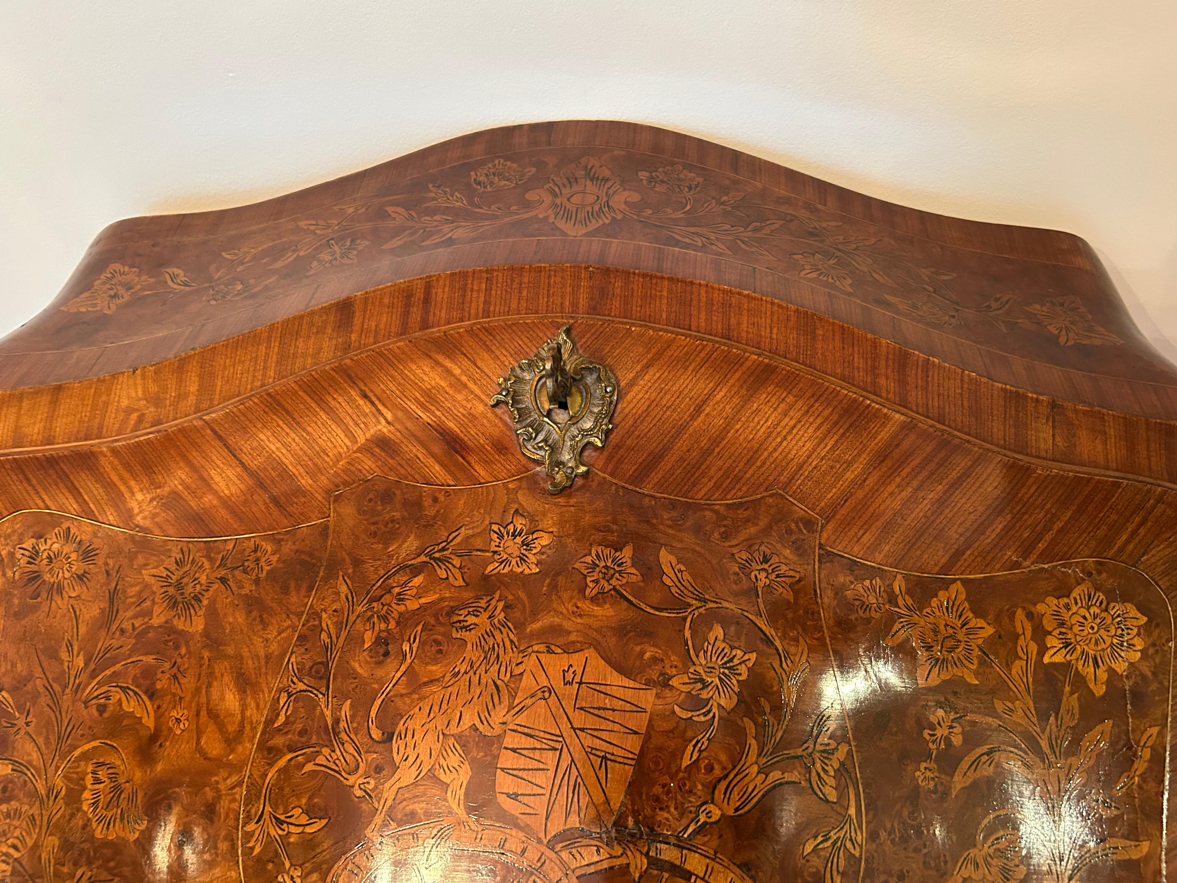 Petit bureau de dame, français, XIXe siècle, avec montures en bronze en vente 5