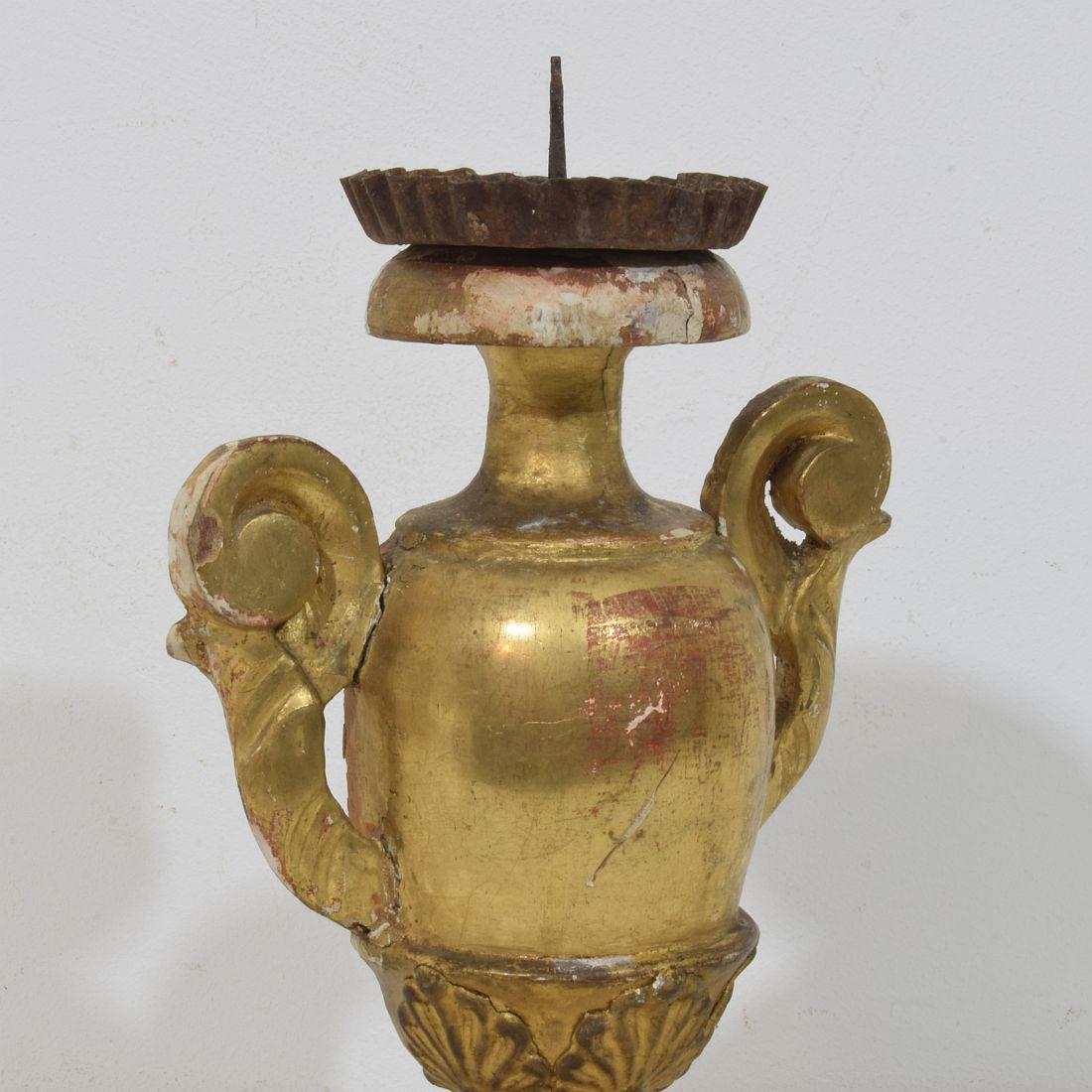 Piccolo portacandele in legno dorato neoclassico italiano della fine del XVIII secolo in vendita 3