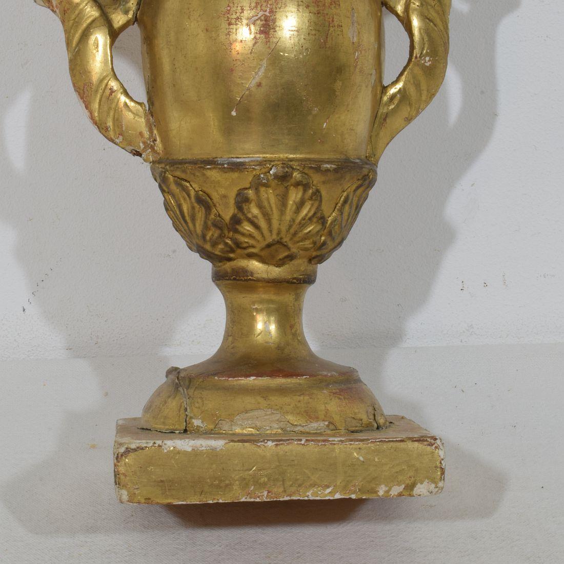 Piccolo portacandele in legno dorato neoclassico italiano della fine del XVIII secolo in vendita 5