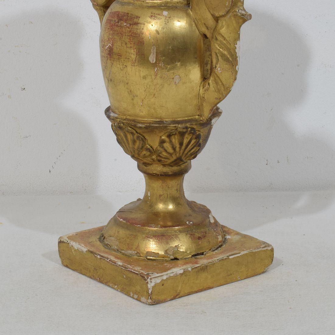 Piccolo portacandele in legno dorato neoclassico italiano della fine del XVIII secolo in vendita 6