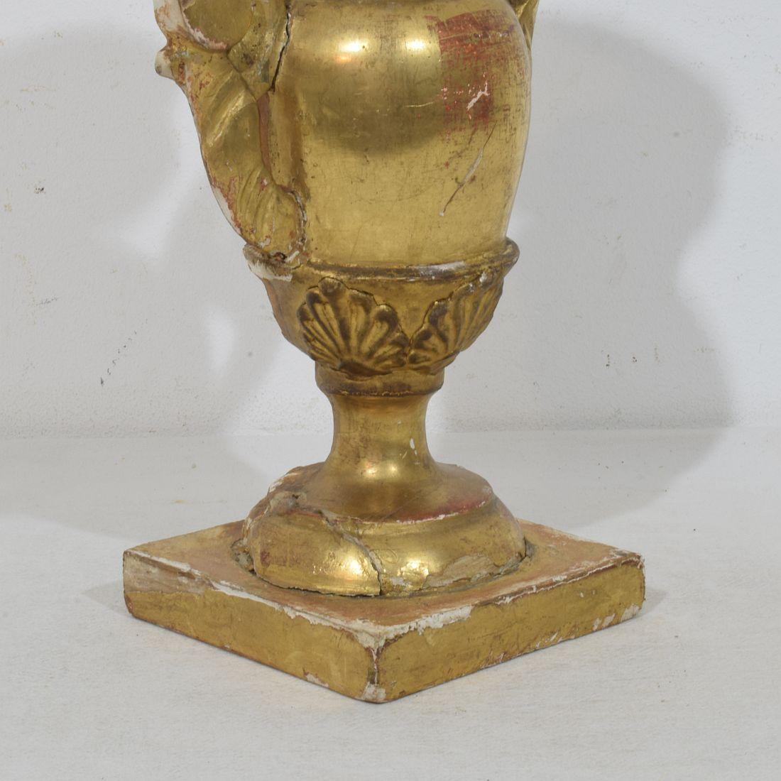 Piccolo portacandele in legno dorato neoclassico italiano della fine del XVIII secolo in vendita 7