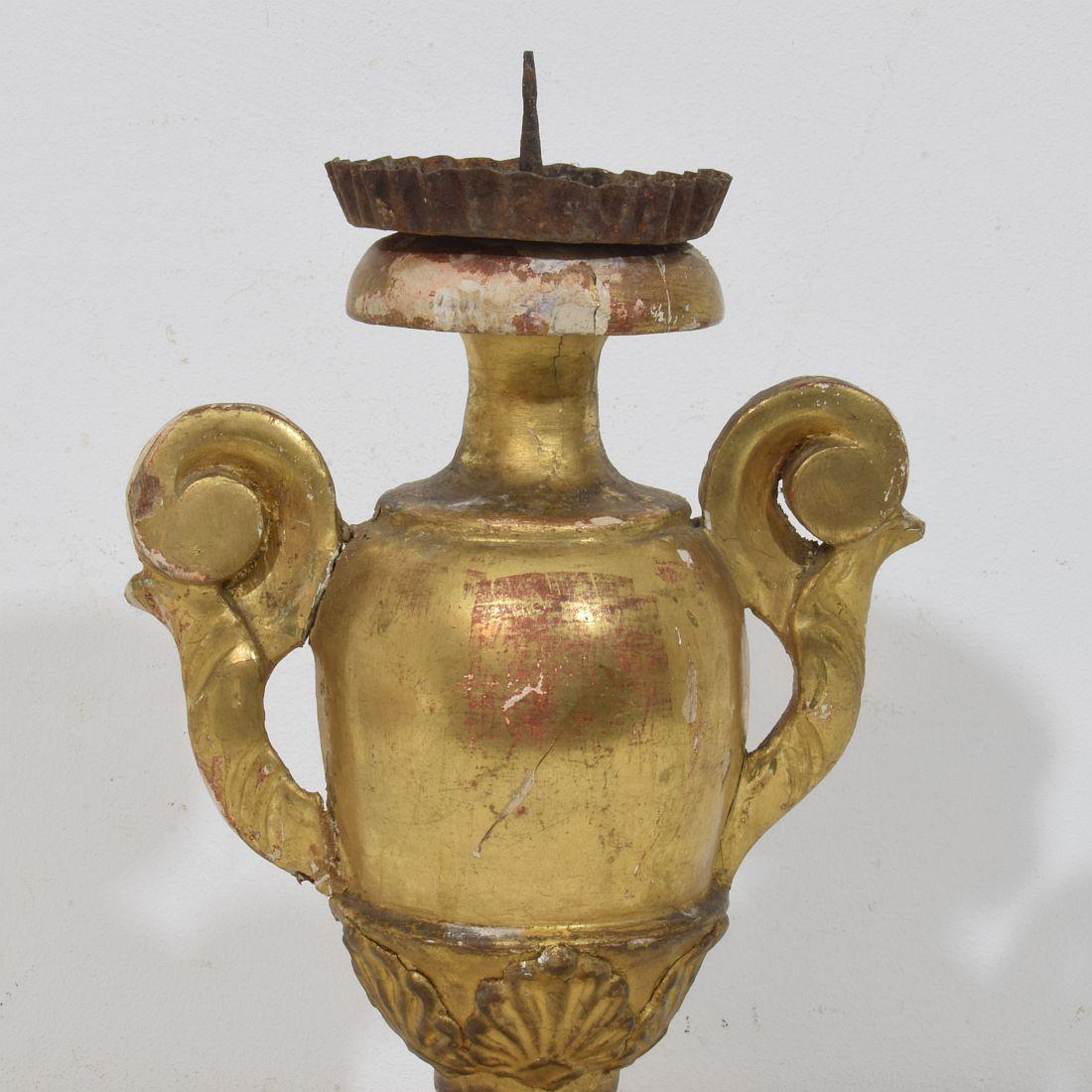 Piccolo portacandele in legno dorato neoclassico italiano della fine del XVIII secolo in vendita 1
