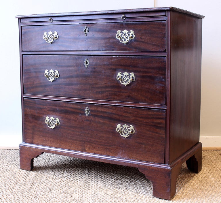 Small Late 18th Century Mahogany Bachelor's Chest at 1stdibs