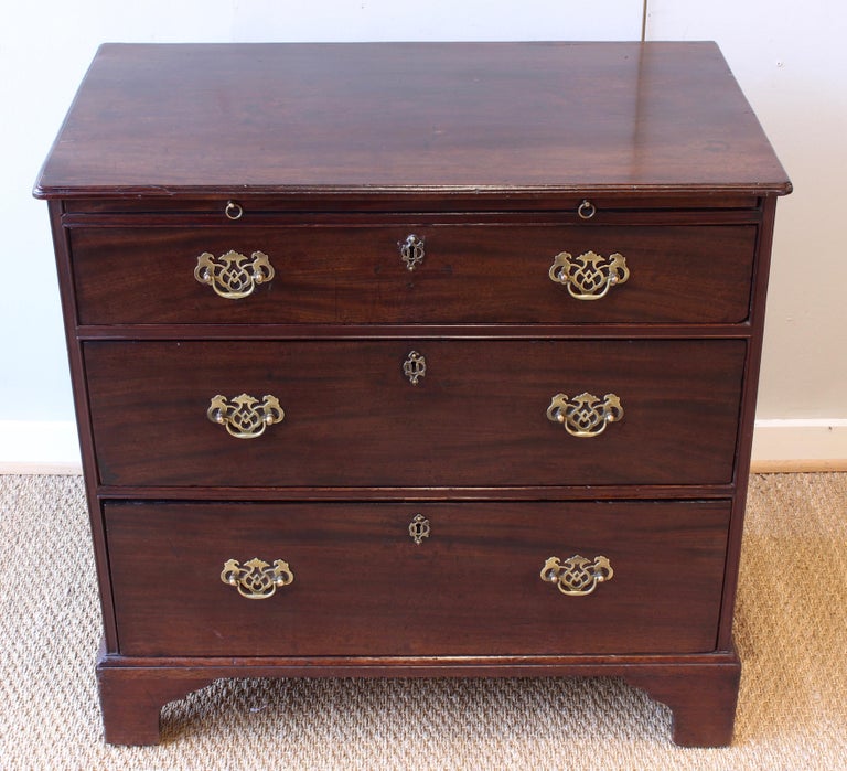 Small Late 18th Century Mahogany Bachelor's Chest at 1stdibs
