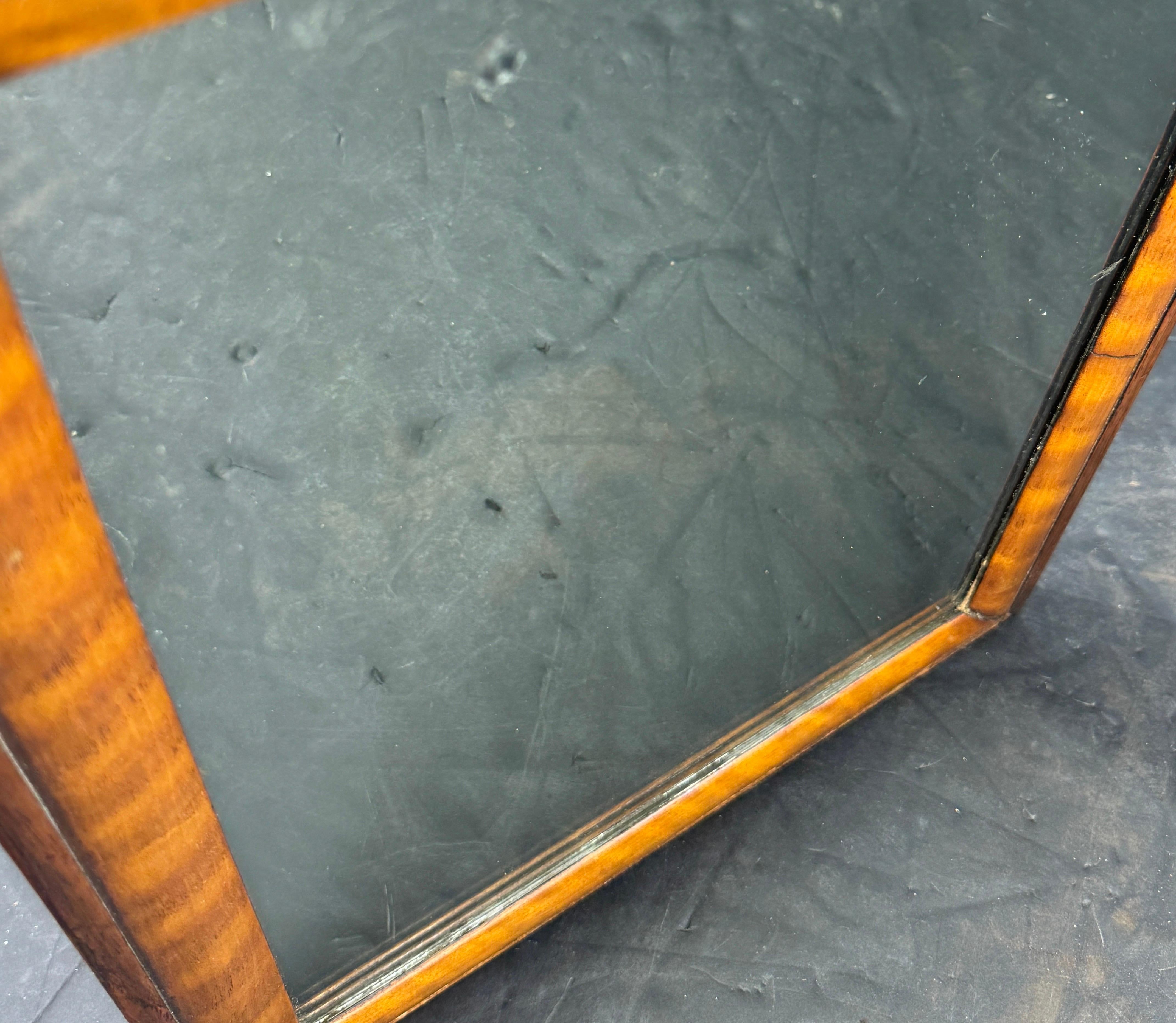 Small Late 19th Century Mahogany Table or Wall Mirror In Good Condition For Sale In Haddonfield, NJ