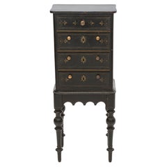 Petite commode Late Empire peinte en noir