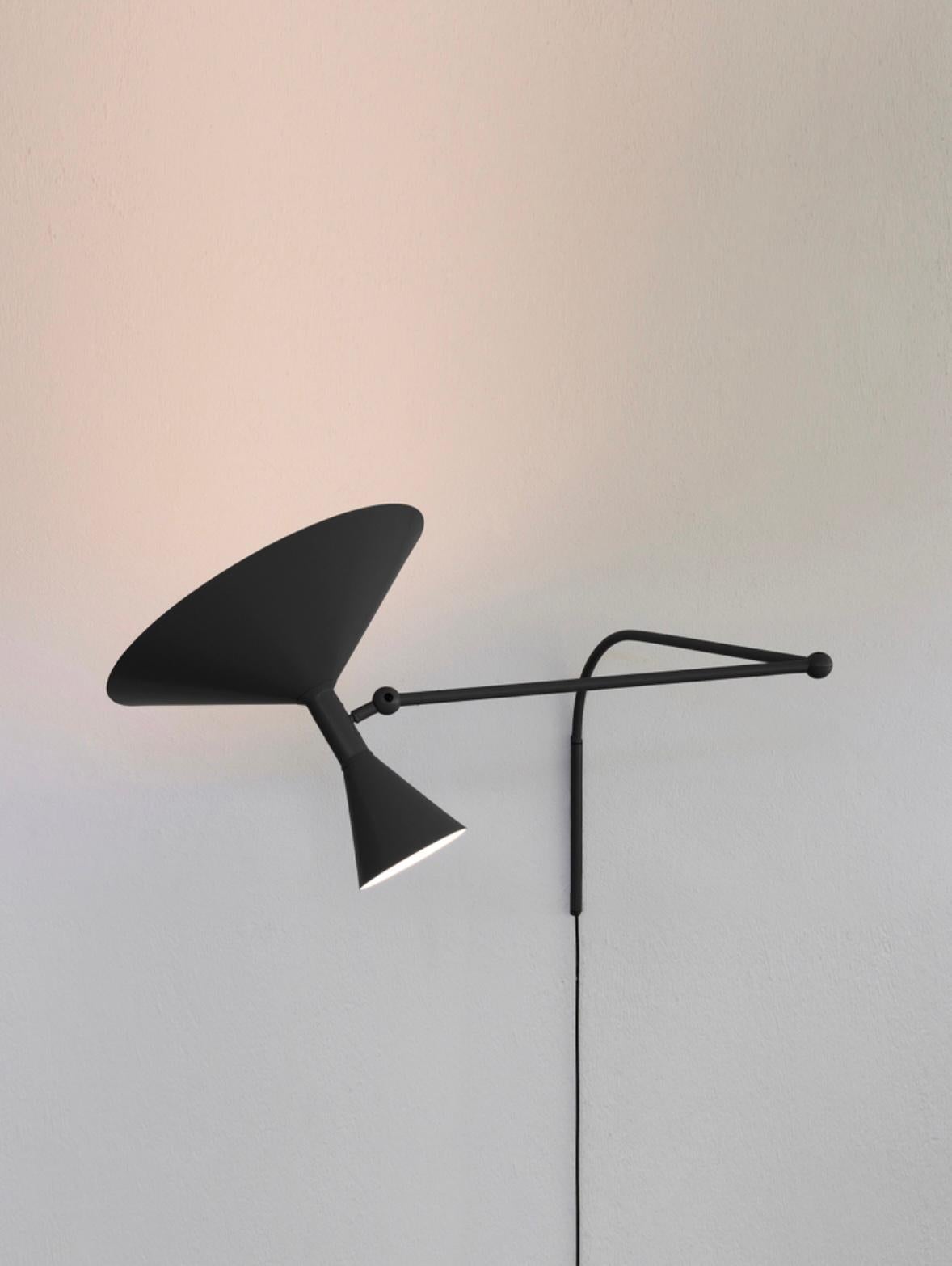 Kleine Le Corbusier-Wandleuchte „Lampe de Marseille Mini'' für Nemo in Schwarz (Moderne der Mitte des Jahrhunderts) im Angebot