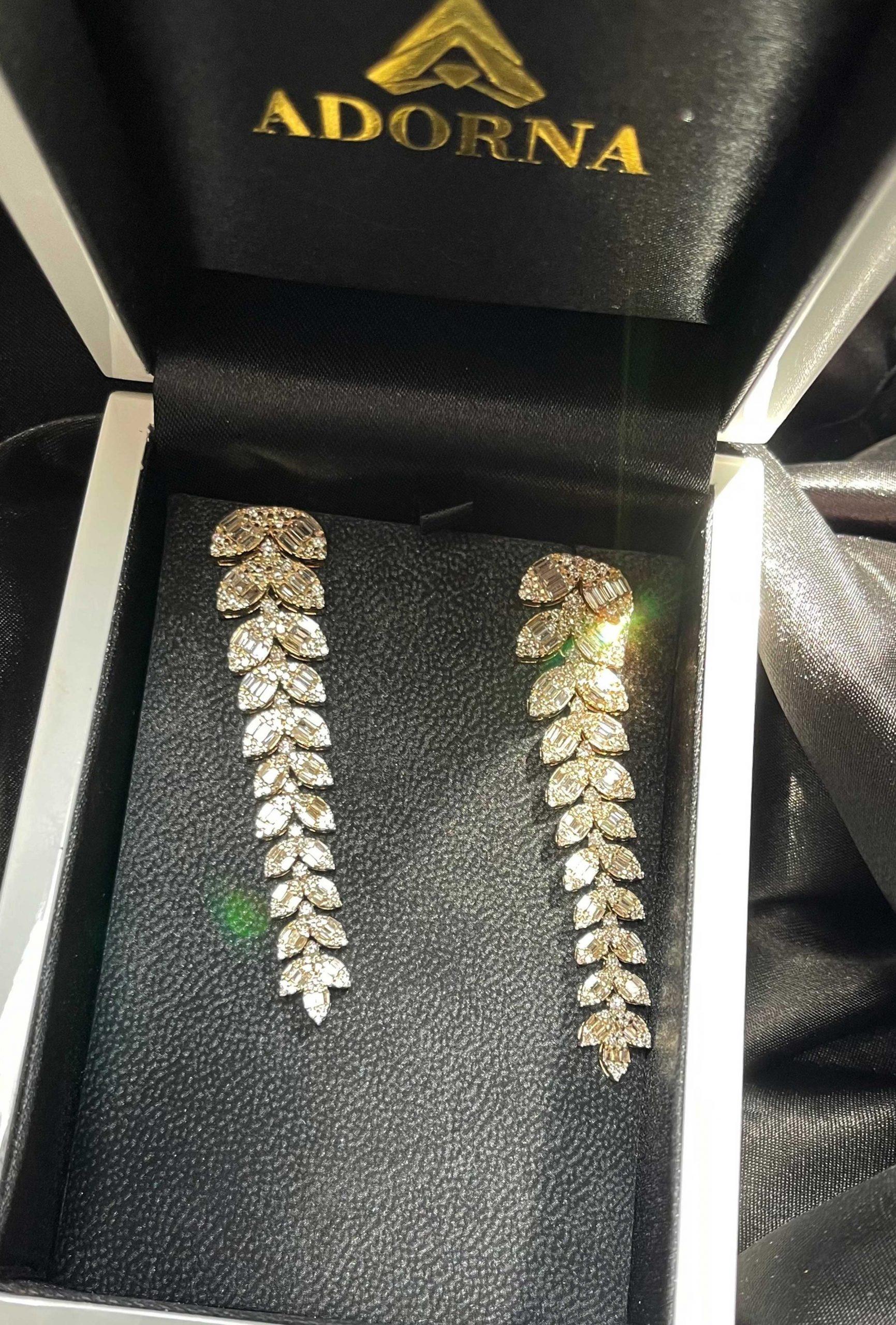 Modern Small Leaf Long 14K Yellow Gold Drop Earrings For Sale
