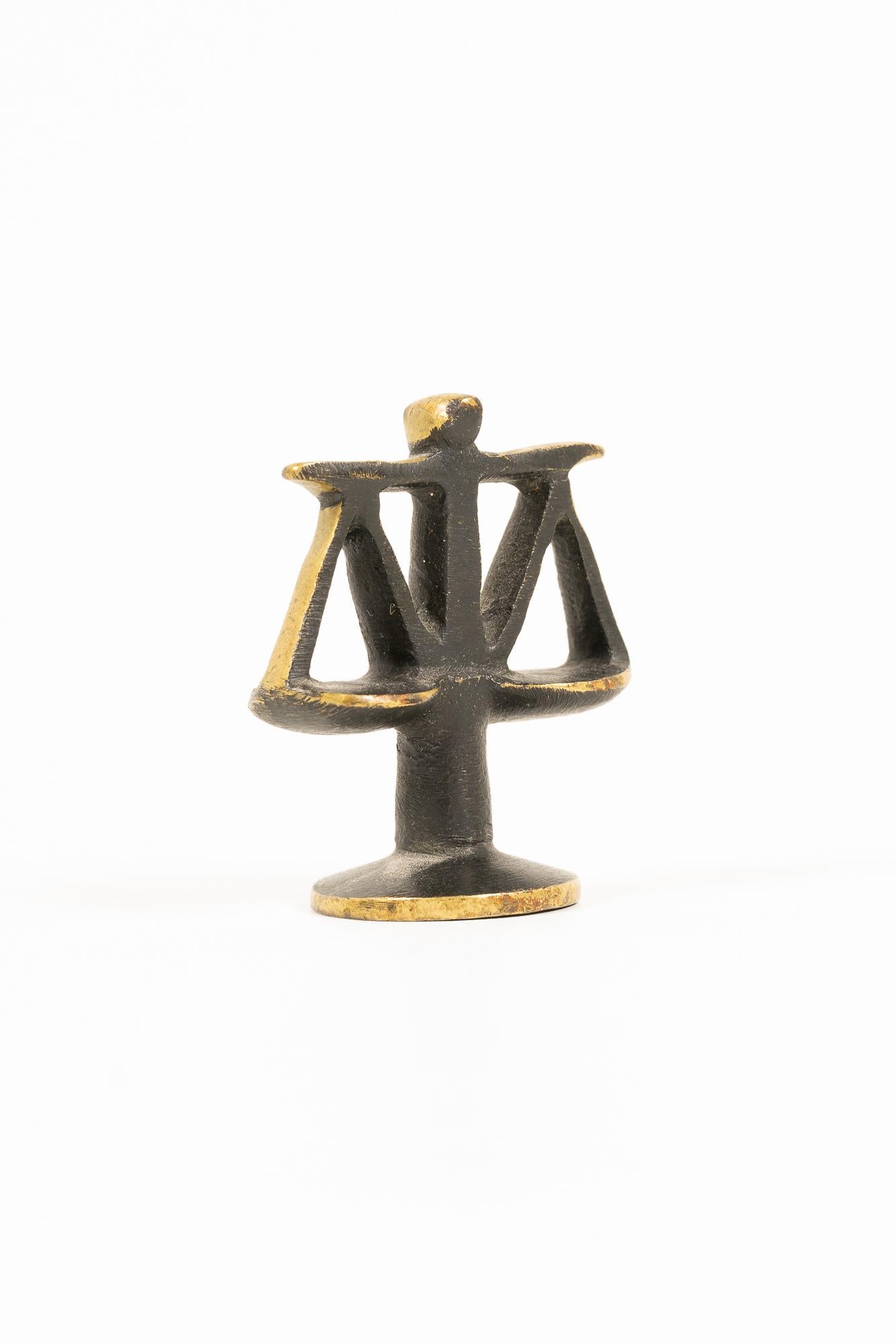 Das signierte Libra Zodiac-Schild von Walter Bosse, ca. 1950er Jahre (Moderne der Mitte des Jahrhunderts) im Angebot