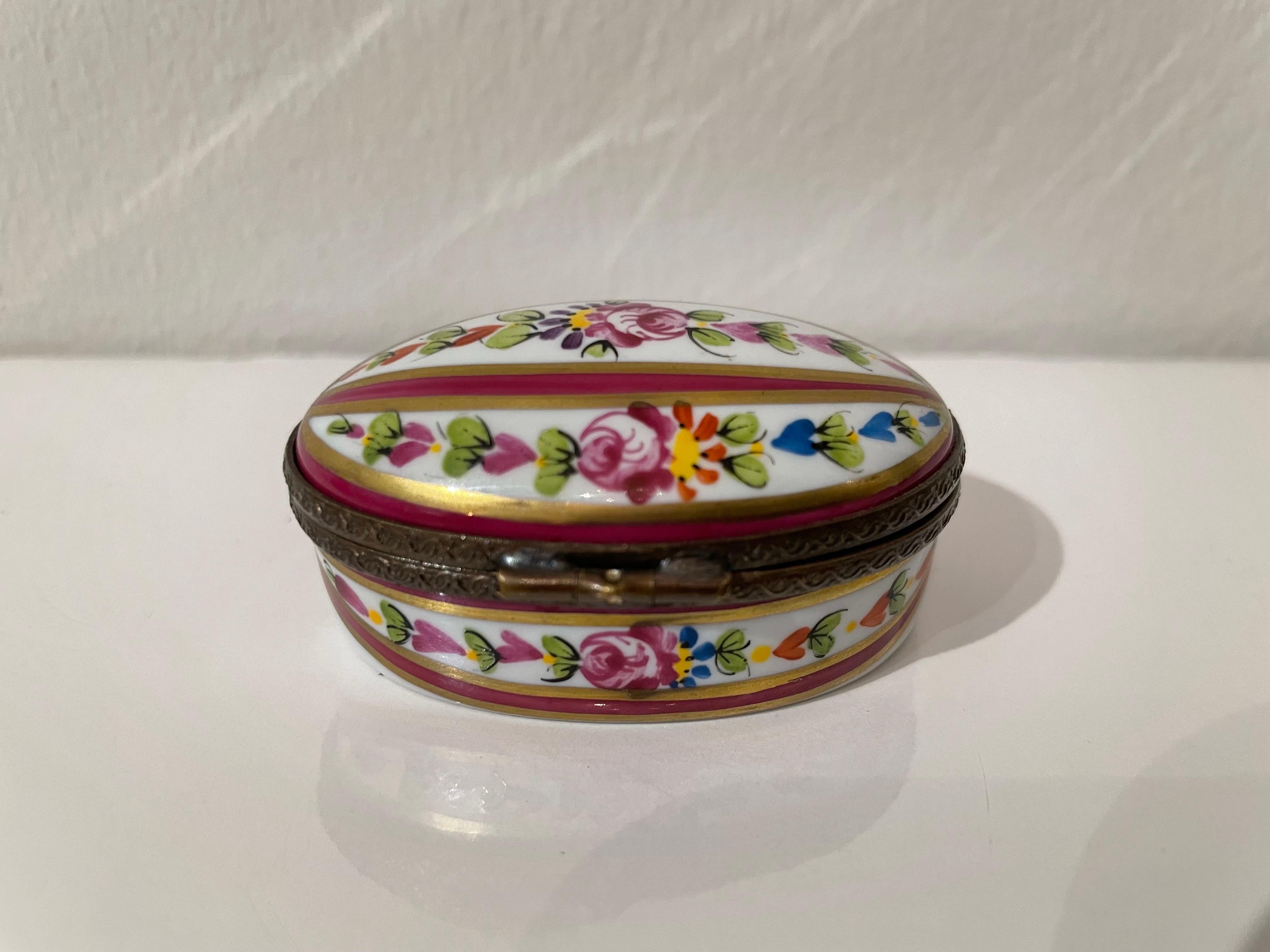 French Small Limoge Oval Box with Hand Painted Flowers For Sale
