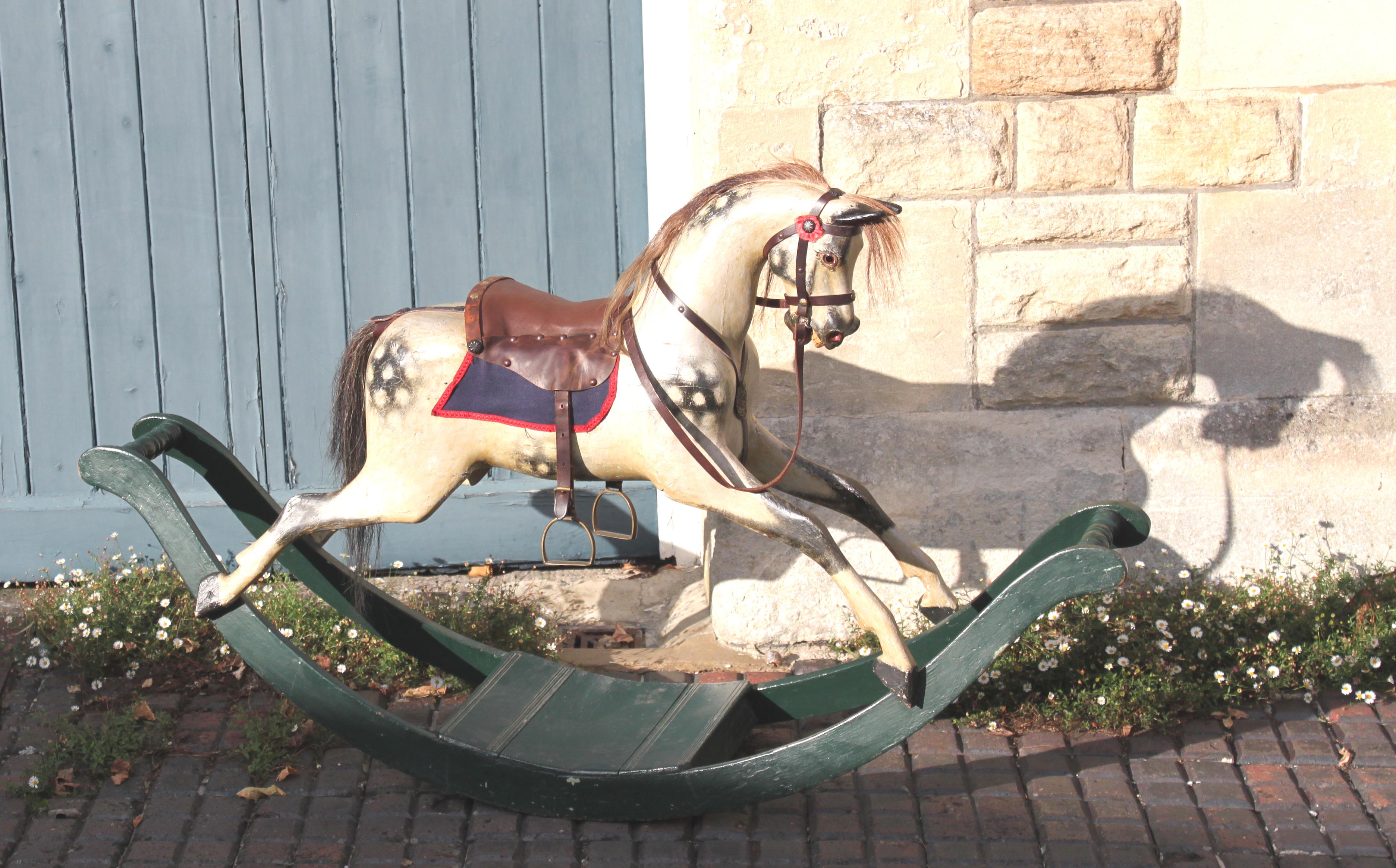 Small Lines Rocking Horse on Curved Wooden Rockers In Good Condition For Sale In Bradford-on-Avon, Wiltshire