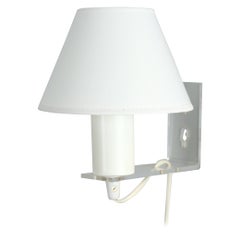 Small Lisa Johansson-Papé Wall Lamp Model 54-425 in White & Acrylic, Orno 1960s