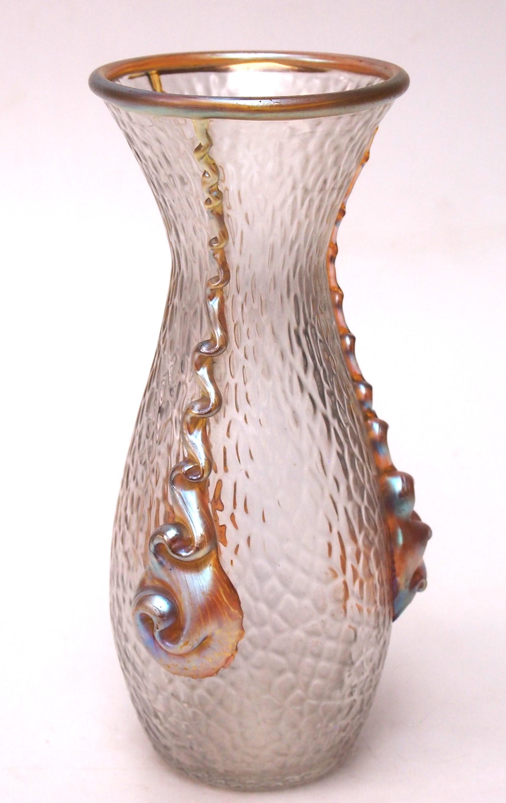 Kleine Loetz Candia Martele Nautilus-Glasvase c1903 - Bohemian (Art nouveau) im Angebot