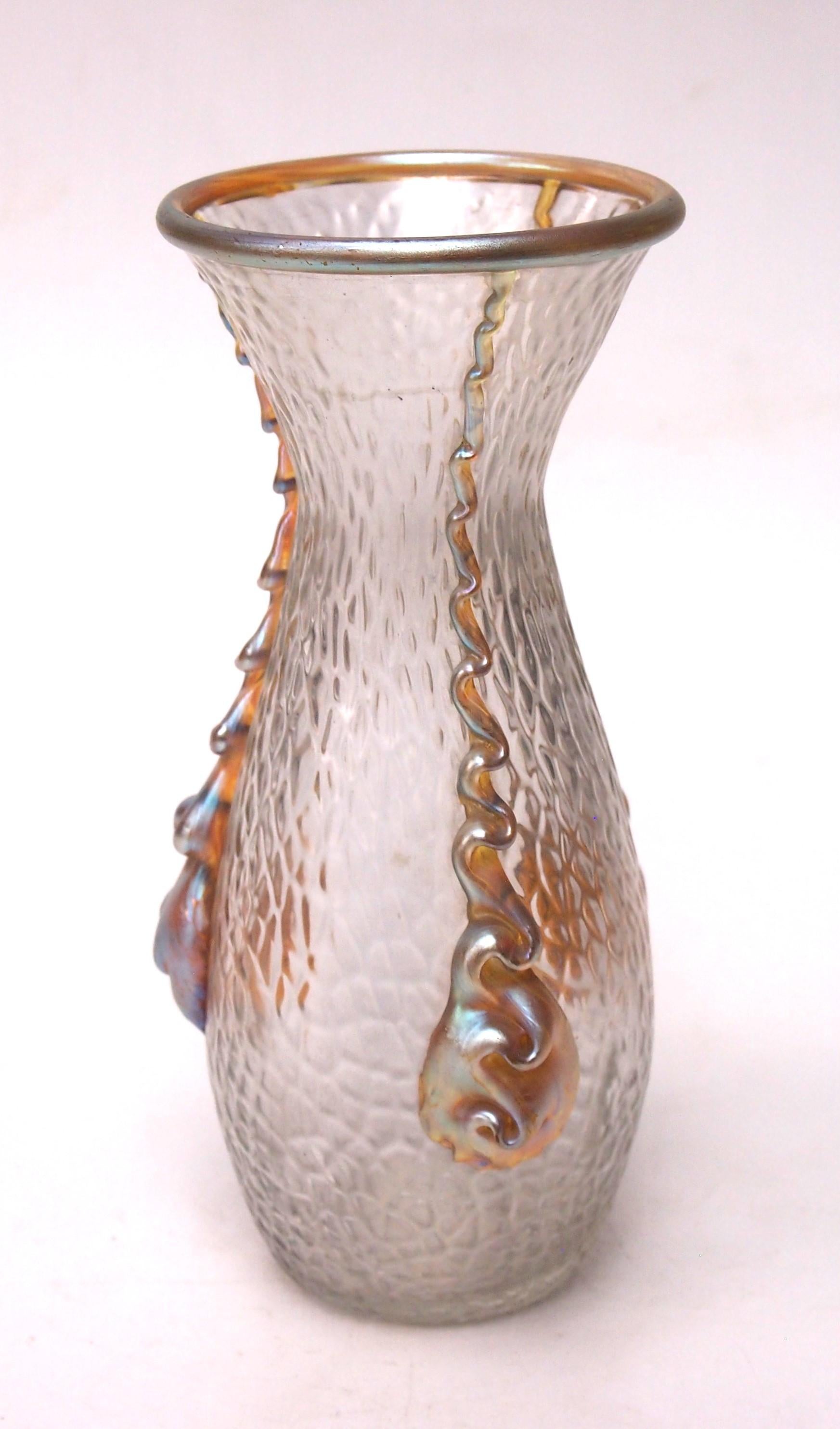 Kleine Loetz Candia Martele Nautilus-Glasvase c1903 - Bohemian (Tschechisch) im Angebot