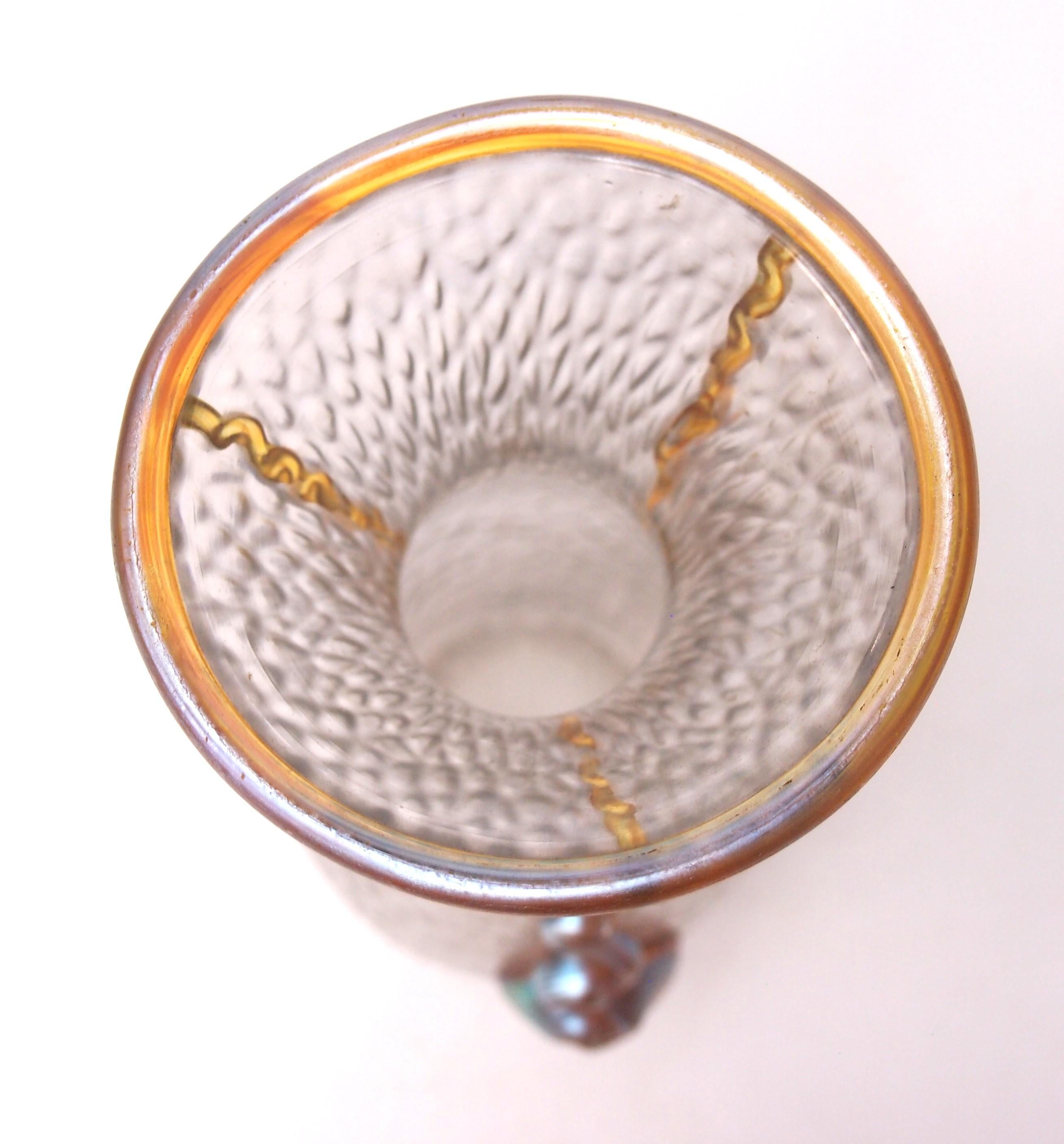 Kleine Loetz Candia Martele Nautilus-Glasvase c1903 - Bohemian im Angebot 1