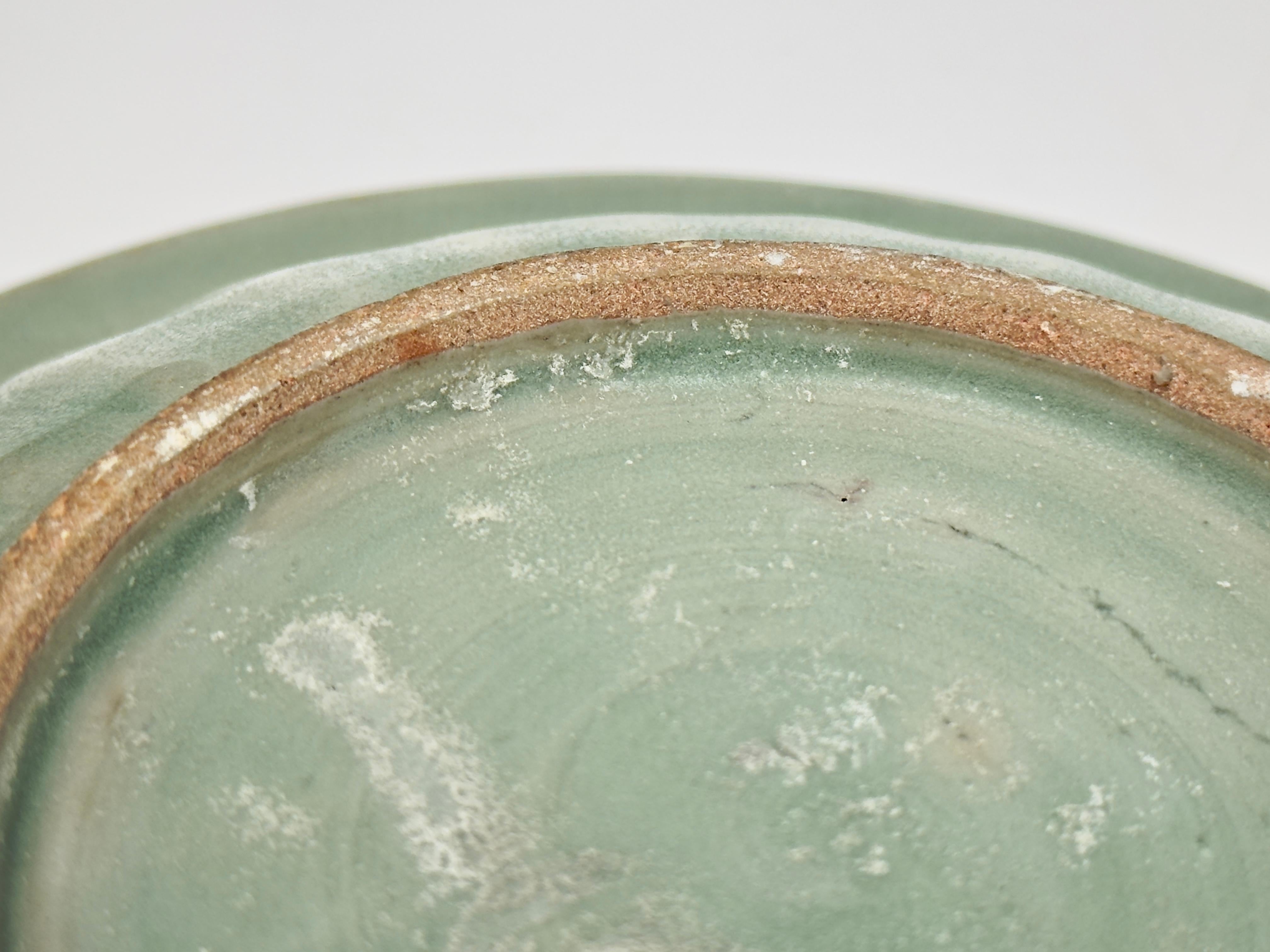 Small Longquan Celadon 'Twin Fish' Dish, Southern Song Dynasty For Sale 6