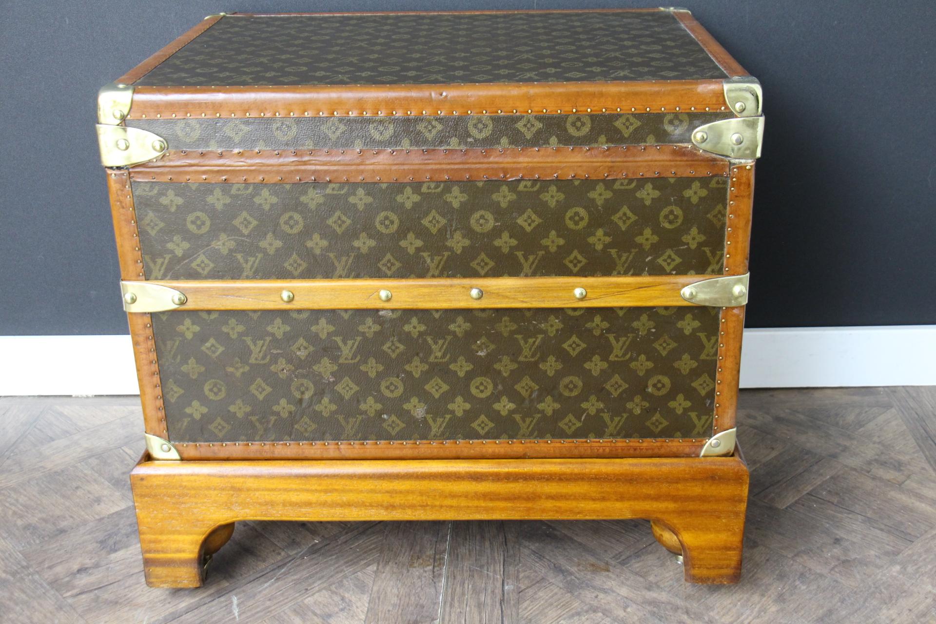 Small  Louis Vuitton Monogram Steamer Trunk  , 55 cm Vuitton Trunk 4