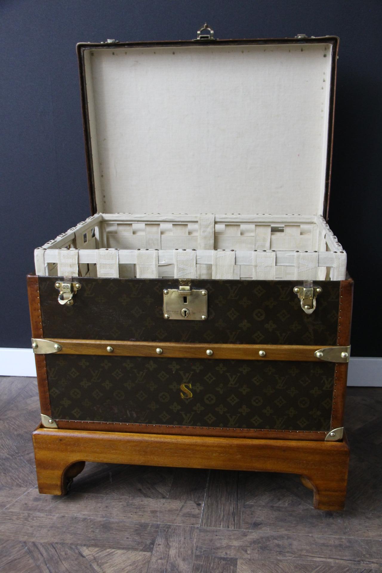 Small  Louis Vuitton Monogram Steamer Trunk  , 55 cm Vuitton Trunk 6