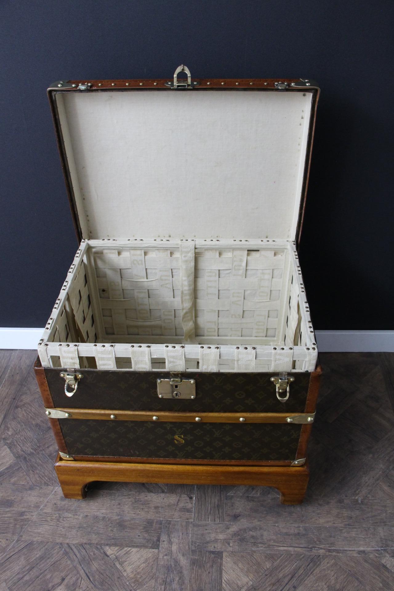 Small  Louis Vuitton Monogram Steamer Trunk  , 55 cm Vuitton Trunk 7