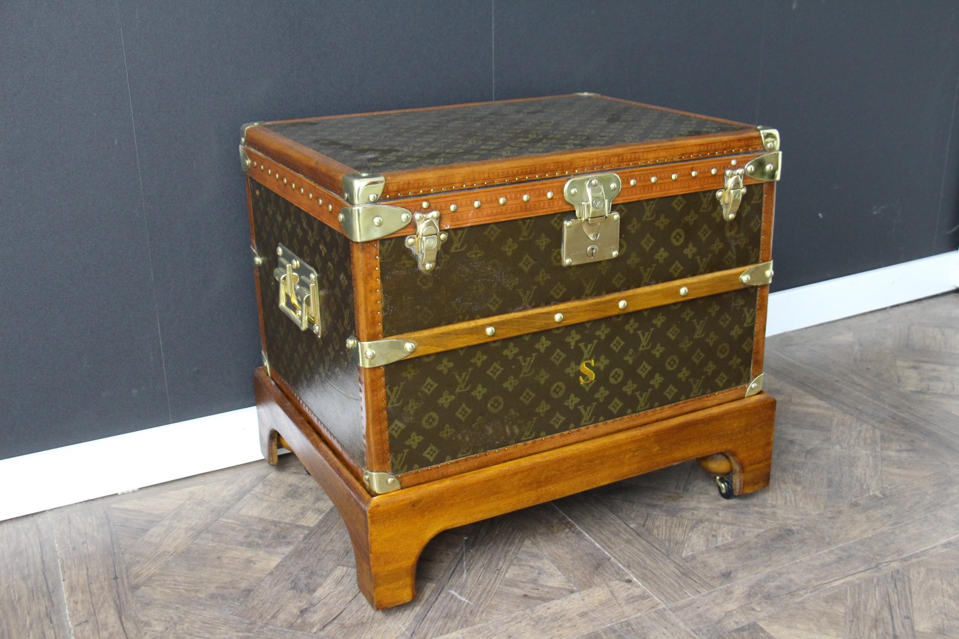 French Small  Louis Vuitton Monogram Steamer Trunk  , 55 cm Vuitton Trunk
