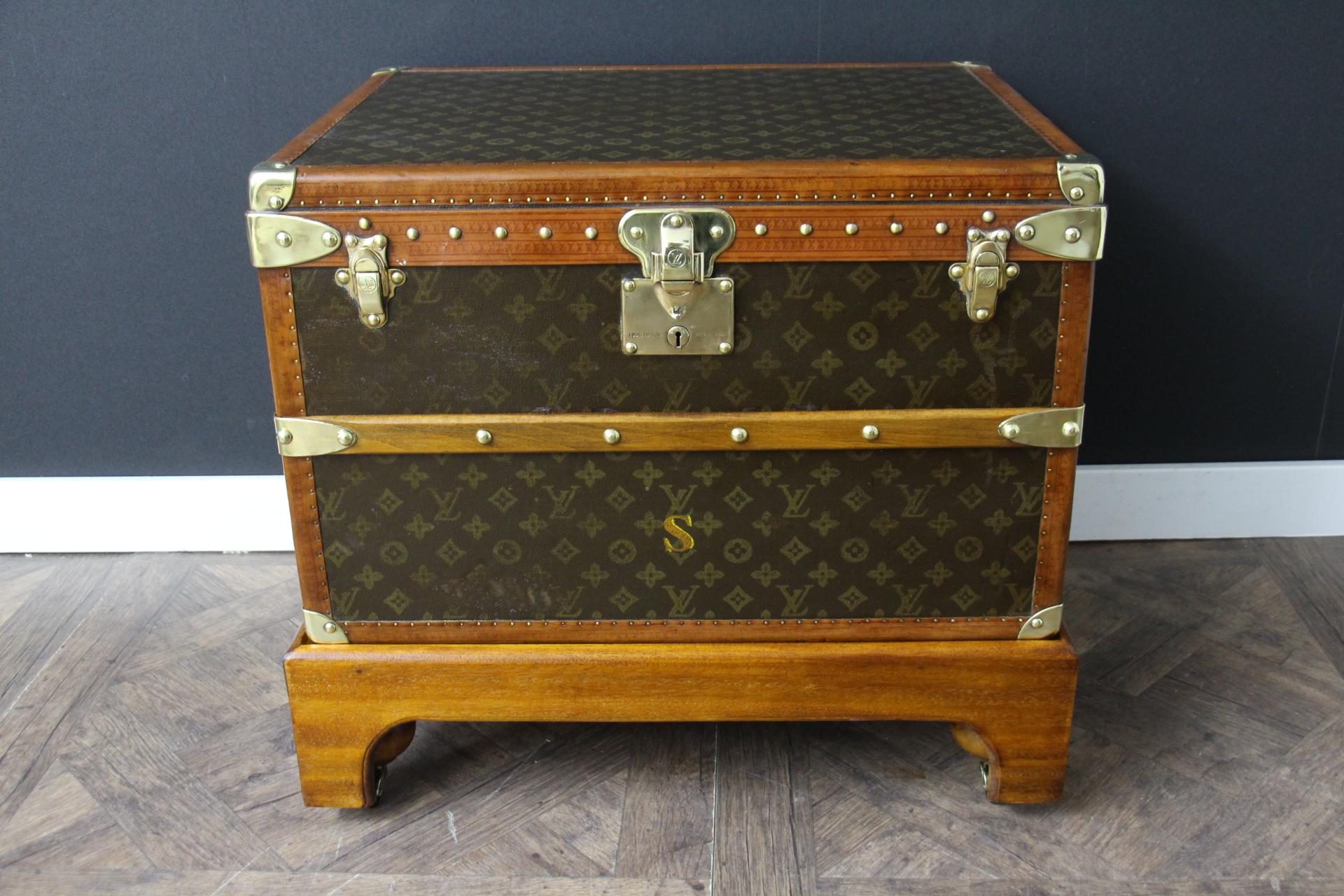 Small  Louis Vuitton Monogram Steamer Trunk  , 55 cm Vuitton Trunk 1