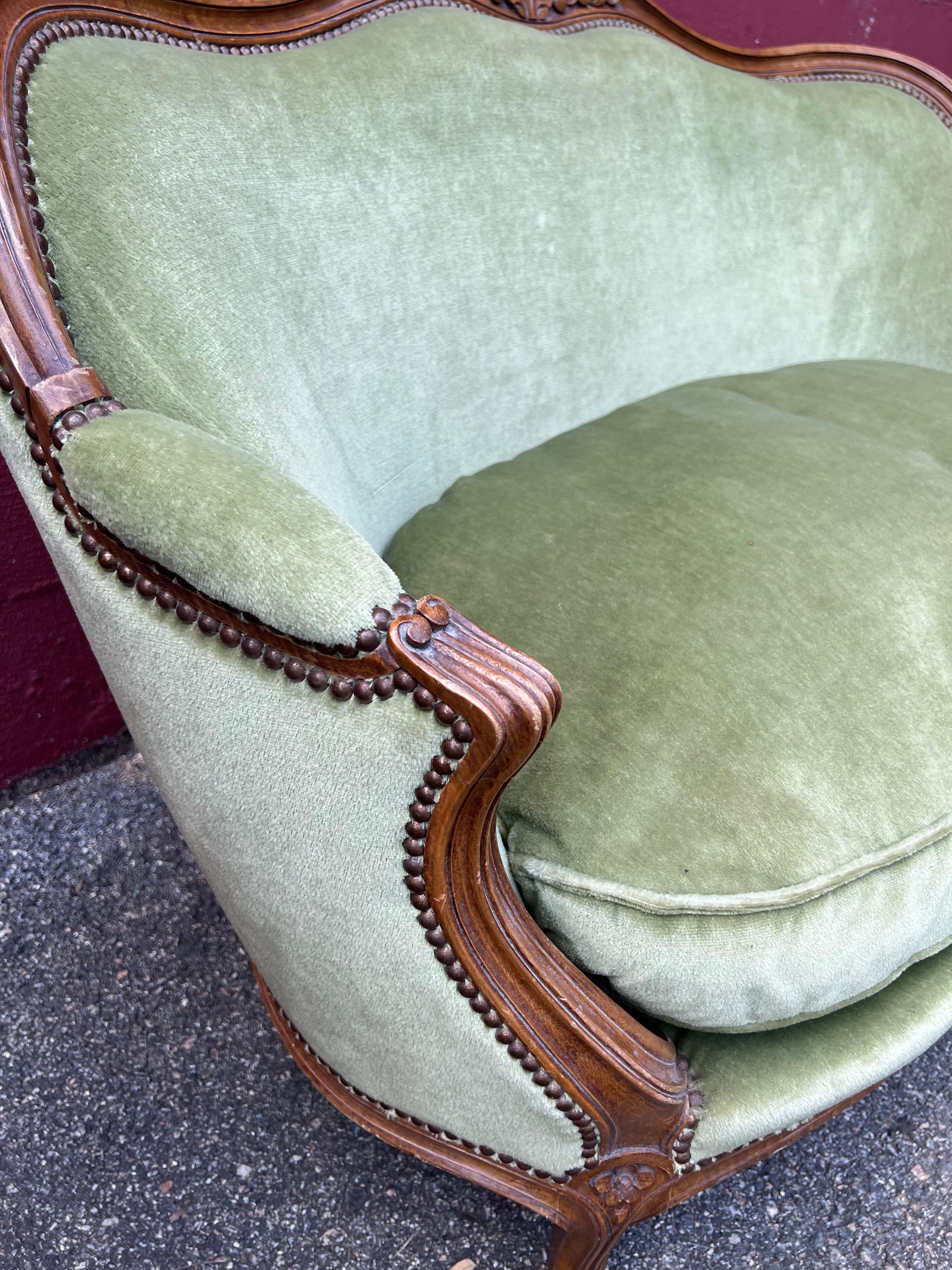 Small Louis XV Style Sette and Matching Pair of Armchairs in Green Velvet 3