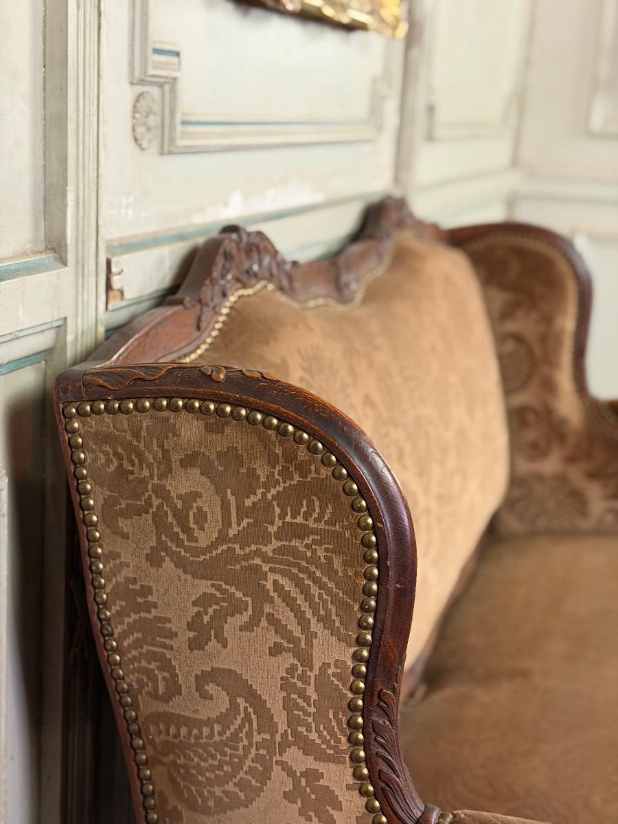 Small Louis XV style wingback bench, circa 1880 en vente 3