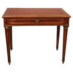 Kleiner Louis XVI-Schreibtisch aus Mahagoni