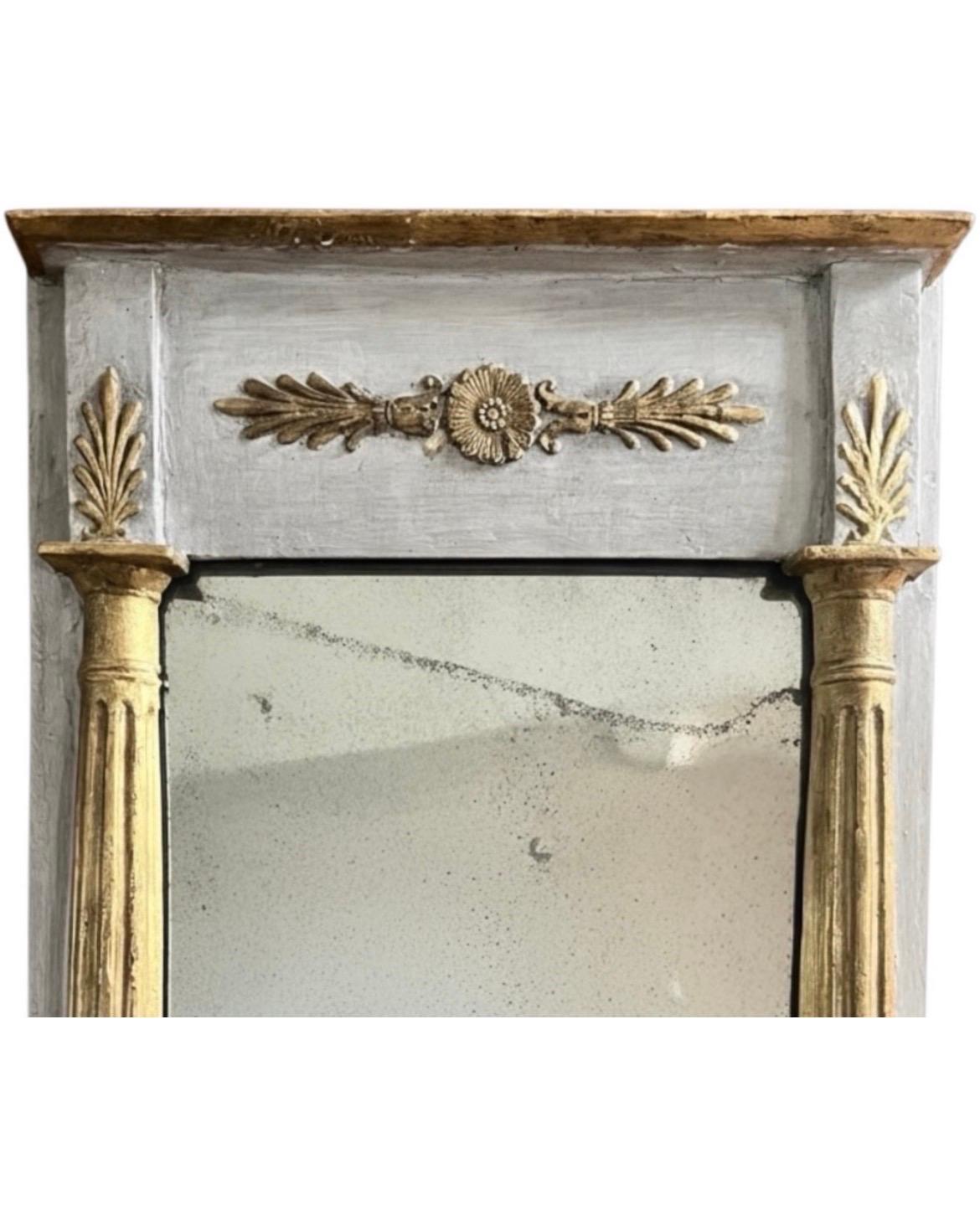 Small Louis XVI period Mirror - grey and gilded painted wood circa 1790 For Sale 1