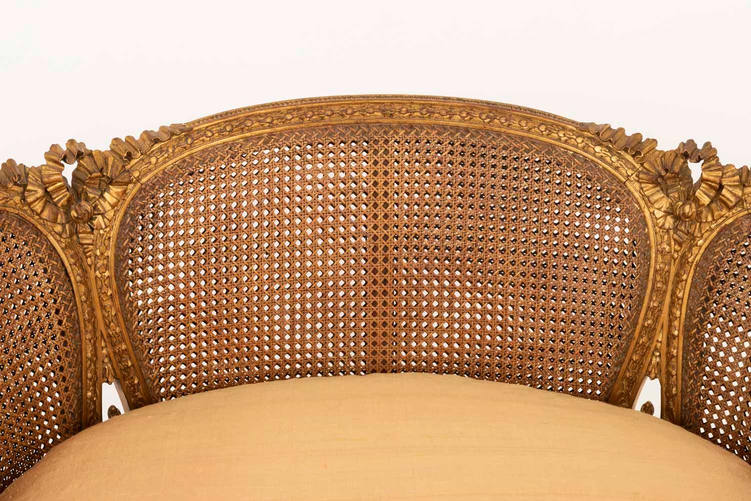 Small Louis XVI Style Cane Sofa in Giltwood, circa 1880 In Good Condition In Saint-Ouen, FR