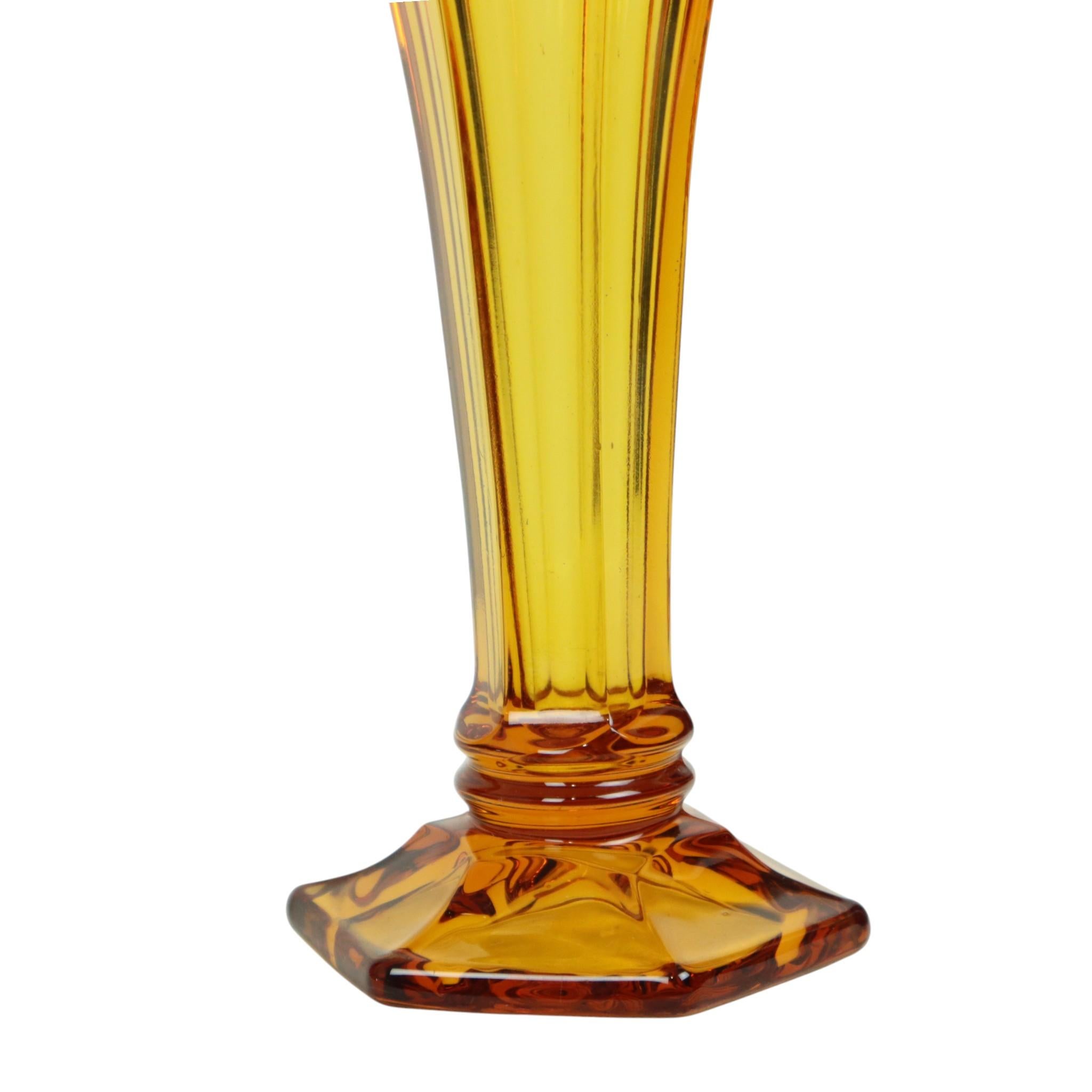 Metà XX secolo Piccolo vaso Luxval Amber Américain 1935 VSL Art Deco in vendita