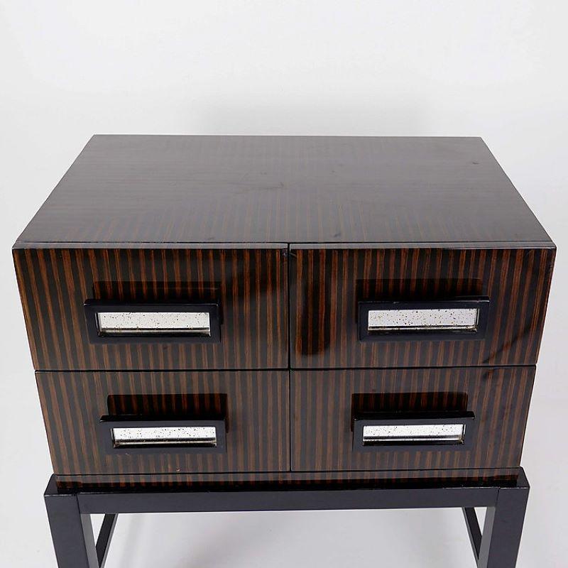 Small Macassart four drawers Cabinet For Sale 6