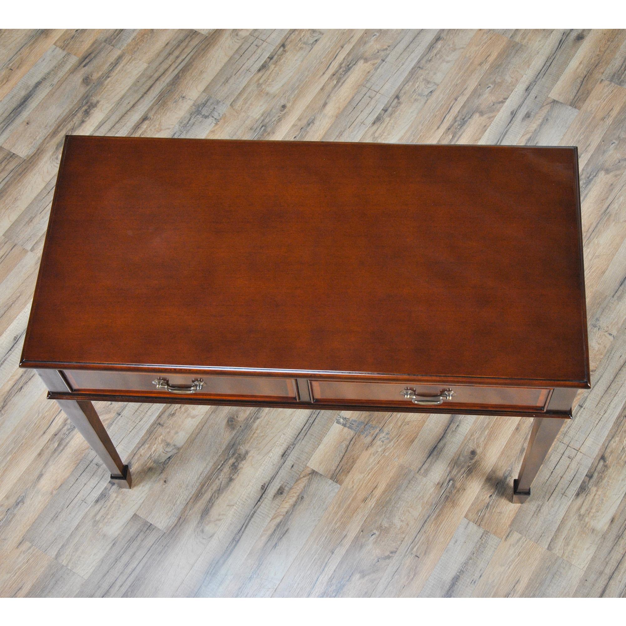 Small Mahogany Banded Desk For Sale 3