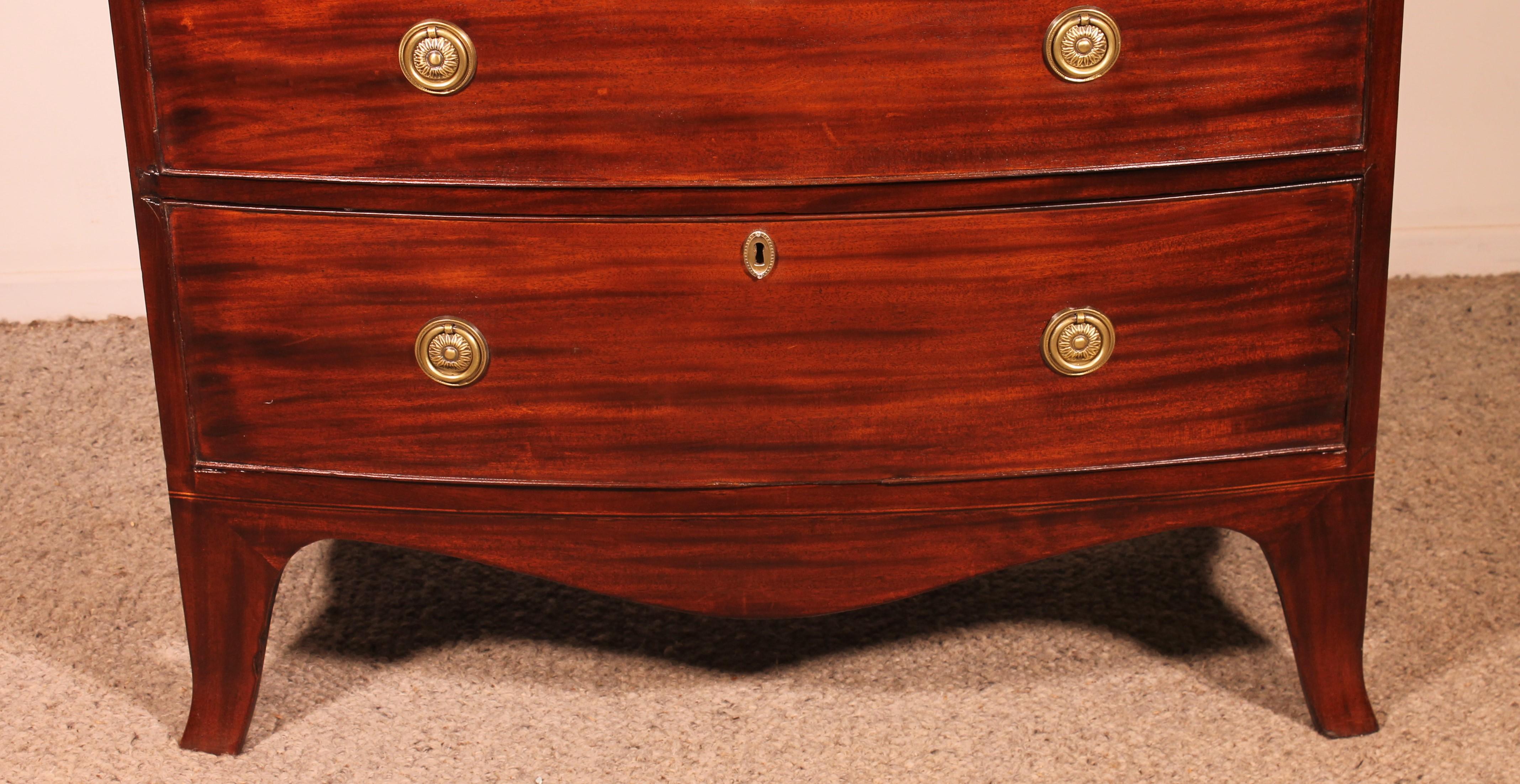 Regency Small Mahogany Bowfront Chest Of Drawers Circa 1800 For Sale
