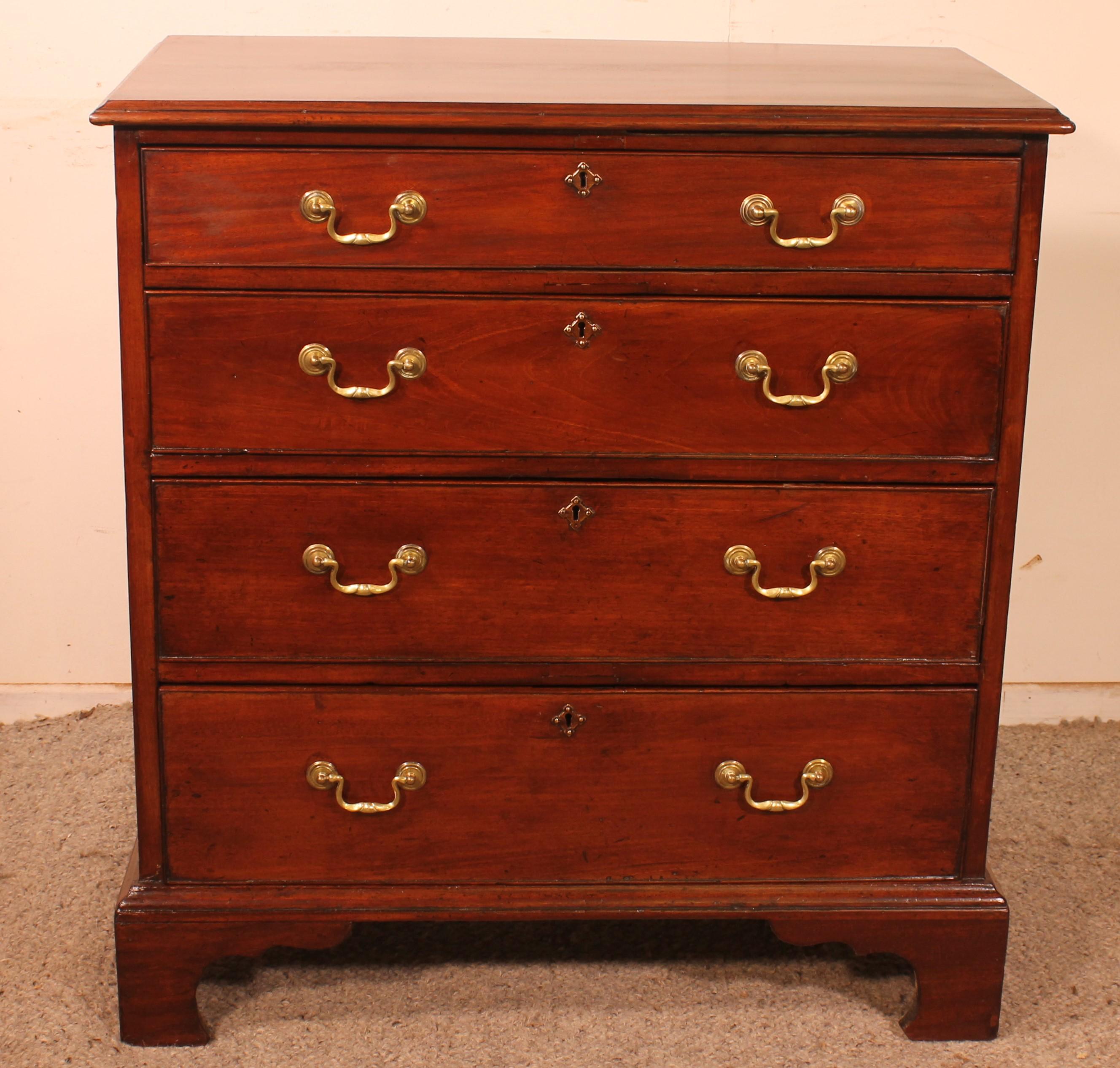 Small Mahogany Chest of Drawers 18 ° Century For Sale at 1stDibs