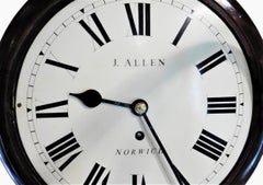 Petite horloge anglaise à cadran fusée en acajou de J.Allen, Norwich