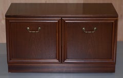 Small Mahogany Finished TV Entertainment Media Cabinet for Storing Sky Box Etc