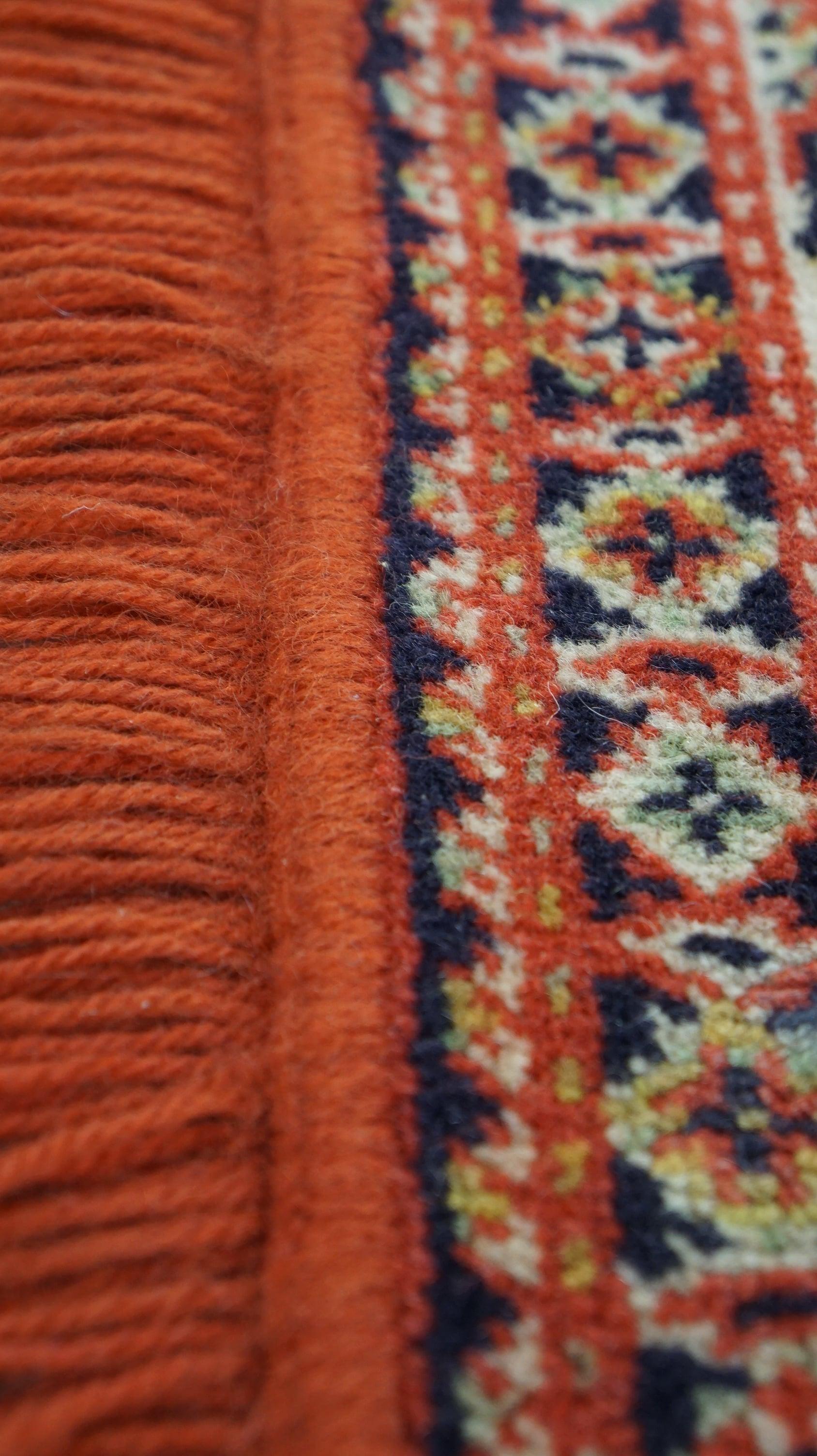 Coton Petit tapis décoratif rouge de style oriental, 47 x 60 cm en vente